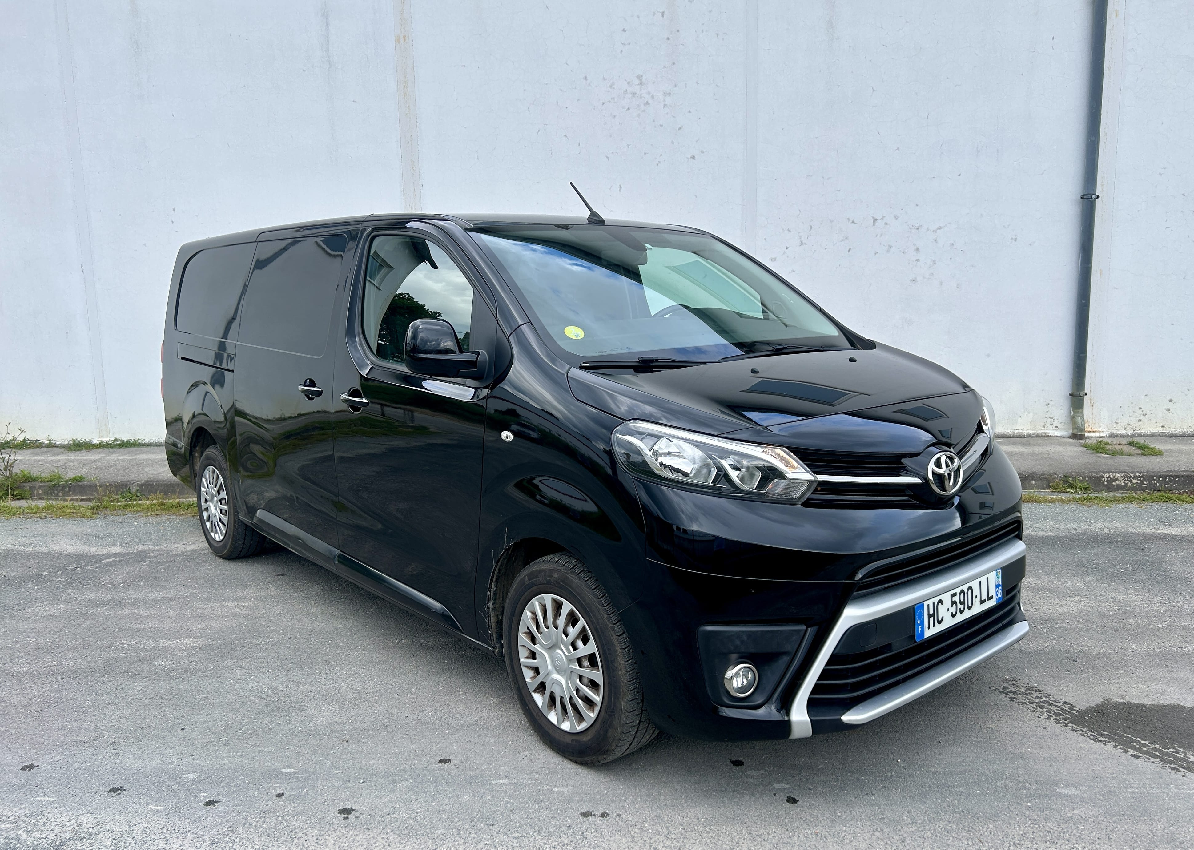 Toyota Proace Fourgon avec Apple CarPlay
