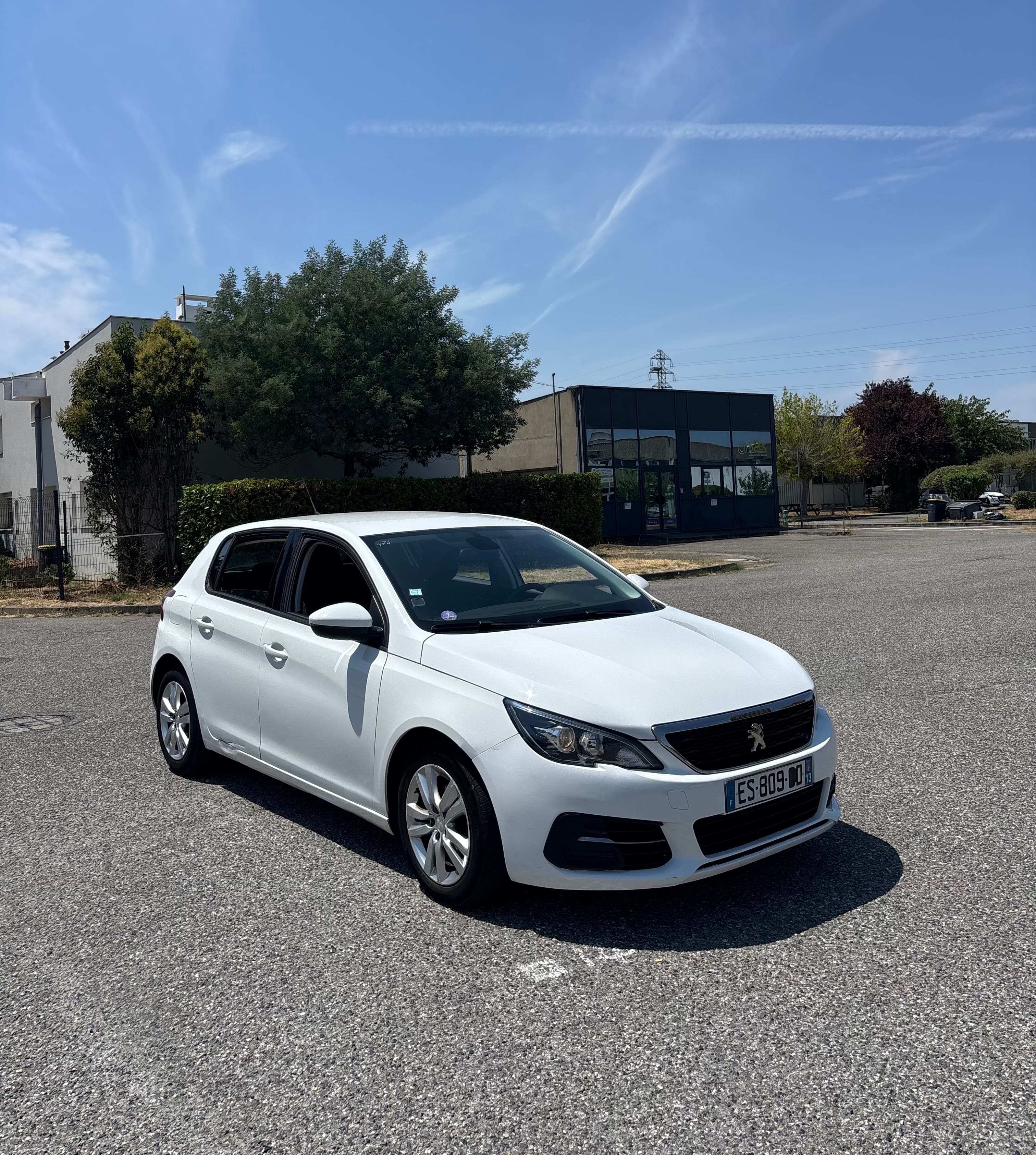 Peugeot 308, 2017, Essence 95