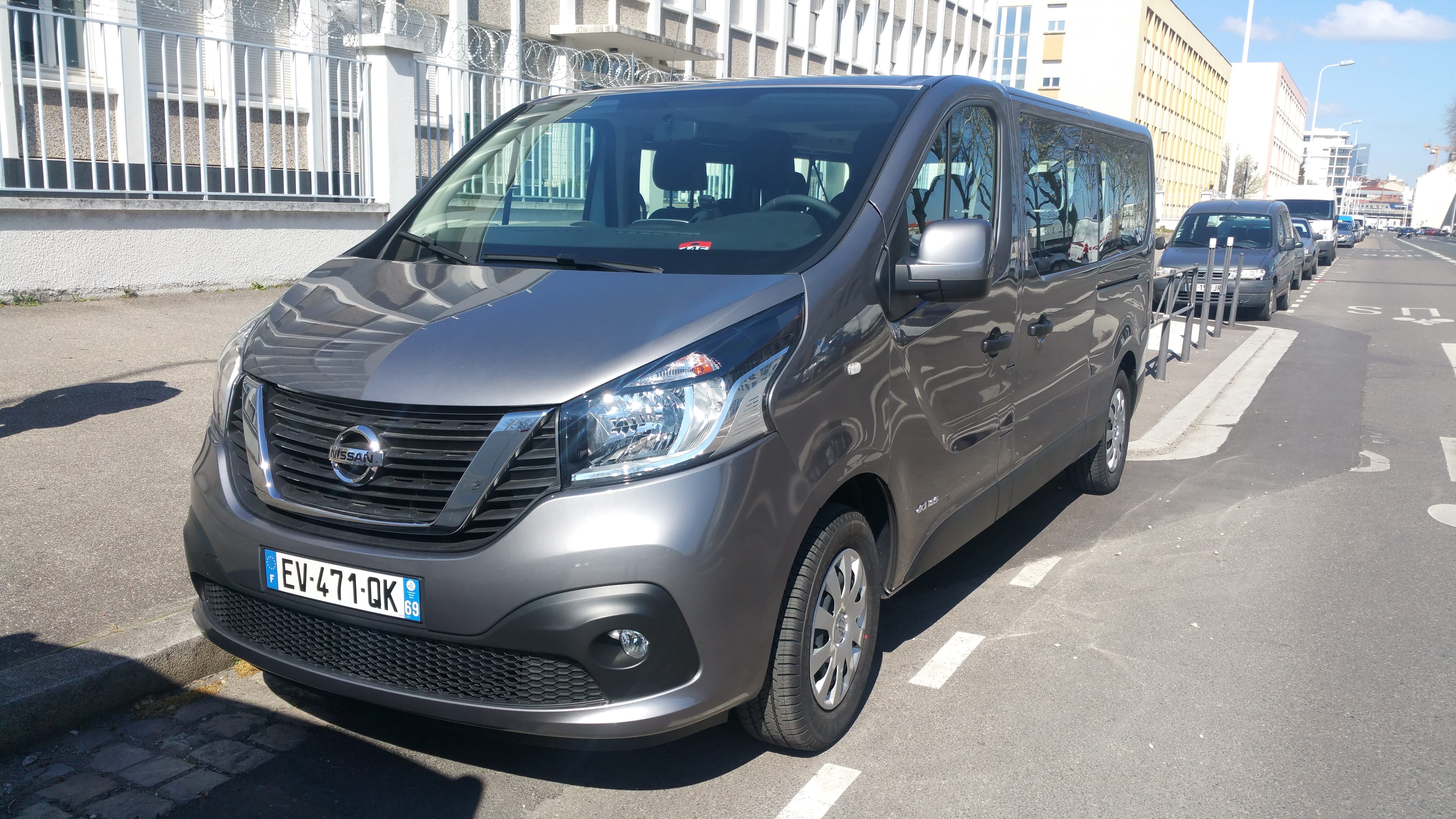 Микроавтобус ниссан примастар