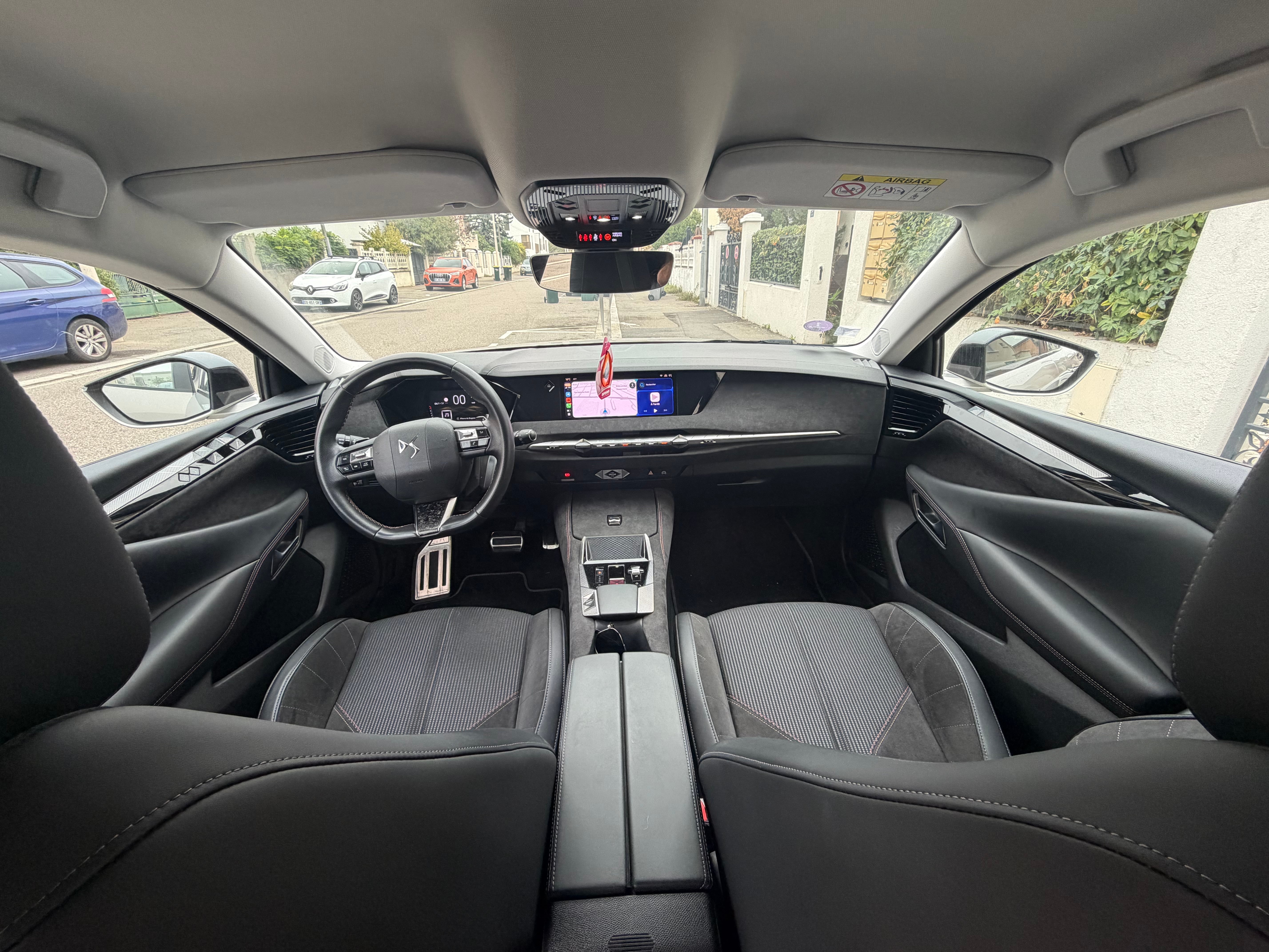 DS 4 mit Navigationsgerät