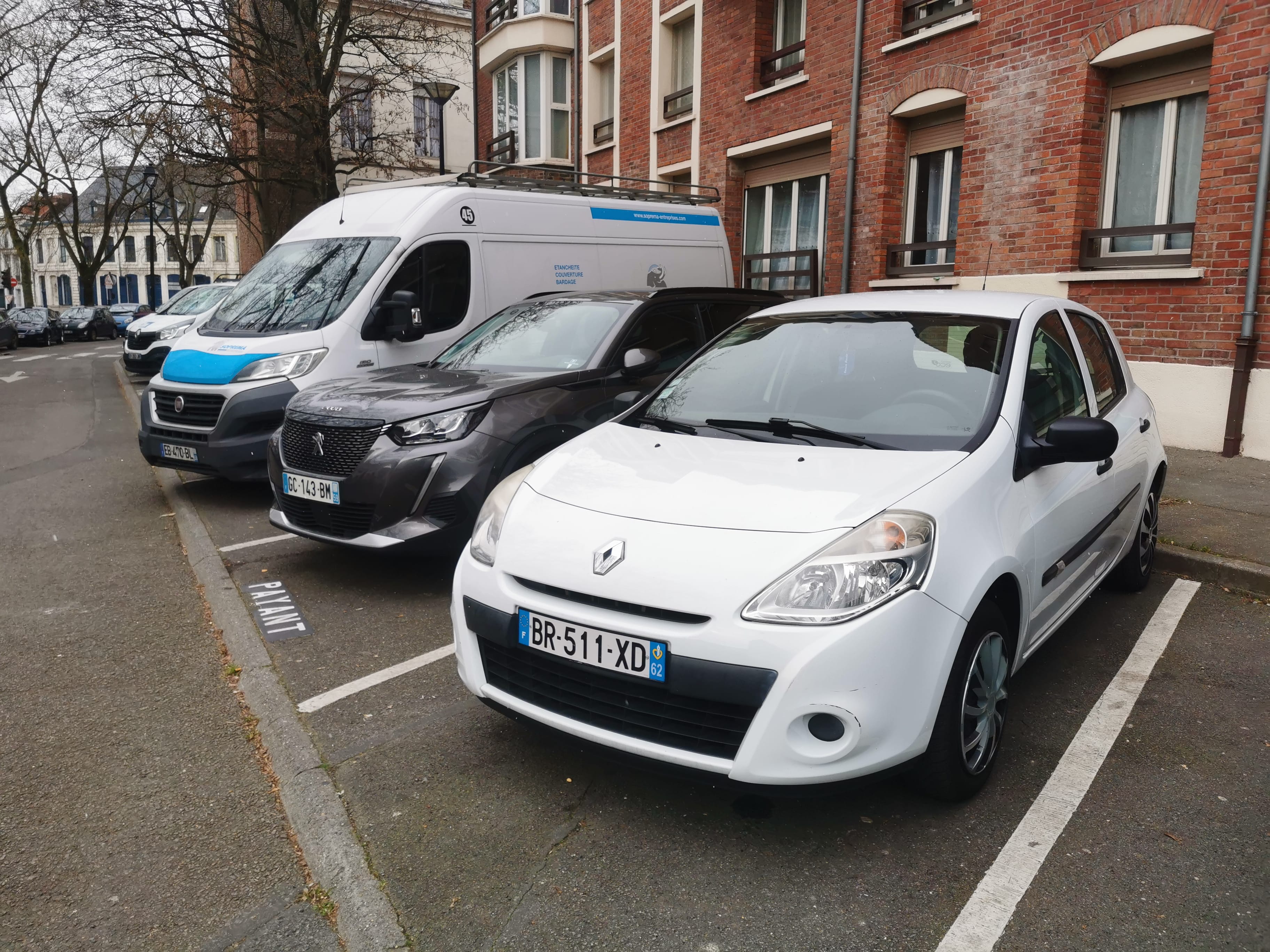 Renault Clio avec Siège bébé