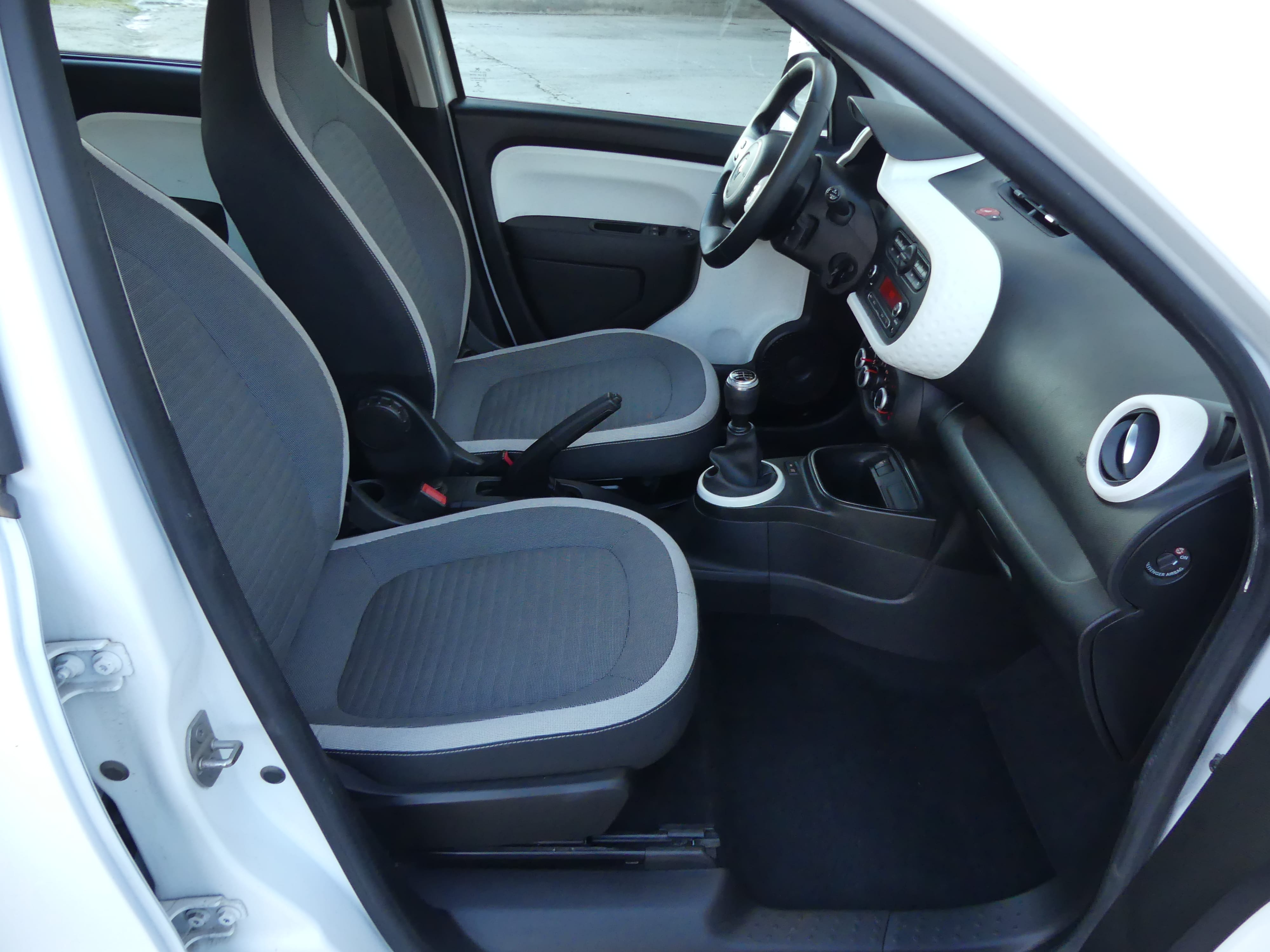 Renault Twingo III avec Port USB
