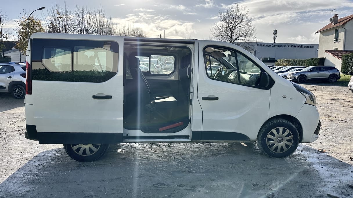 Renault Trafic Passenger avec GPS