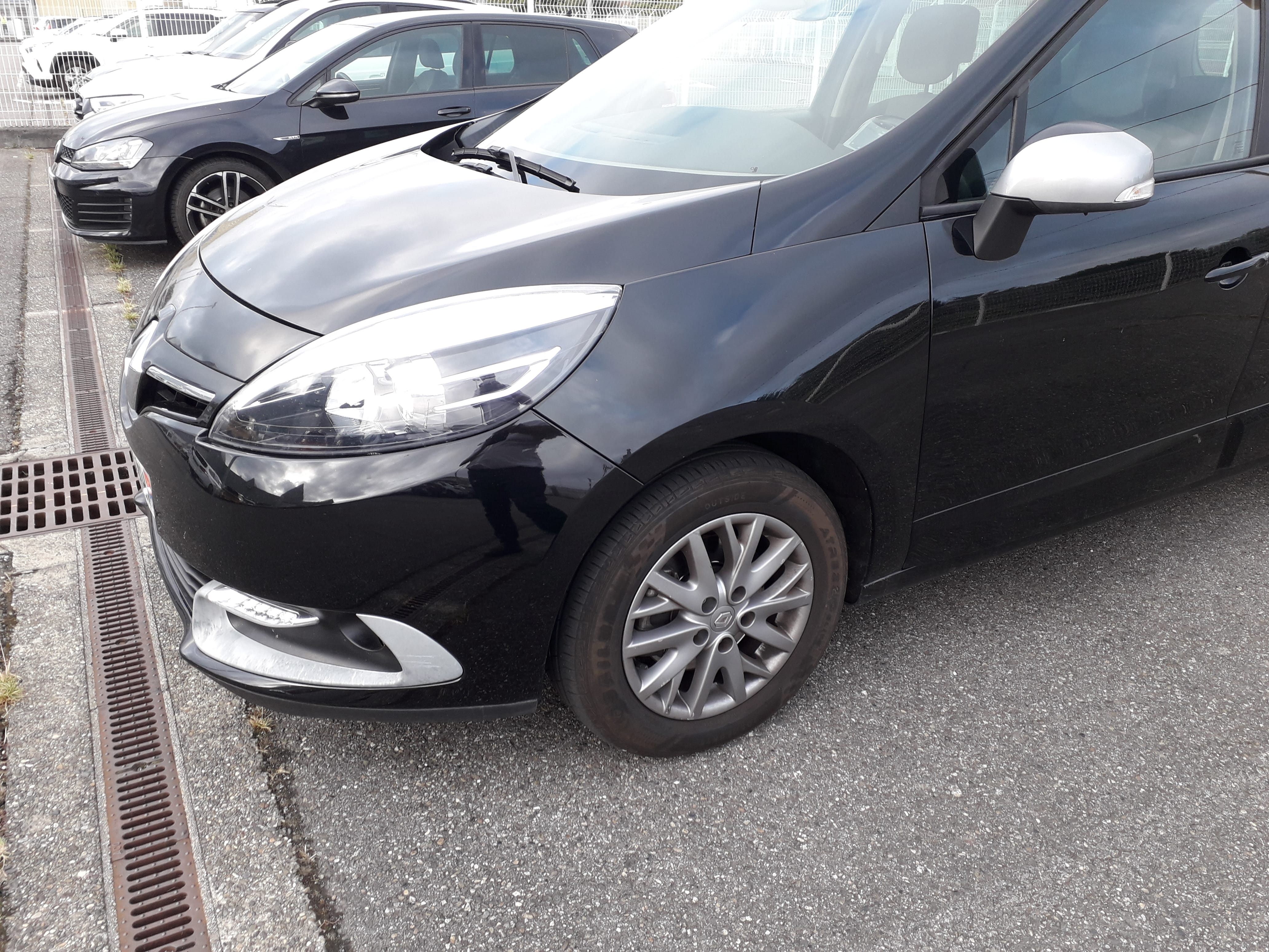 Renault Scenic 1.5 DCI 110 CV dynamique mit Klimaanlage