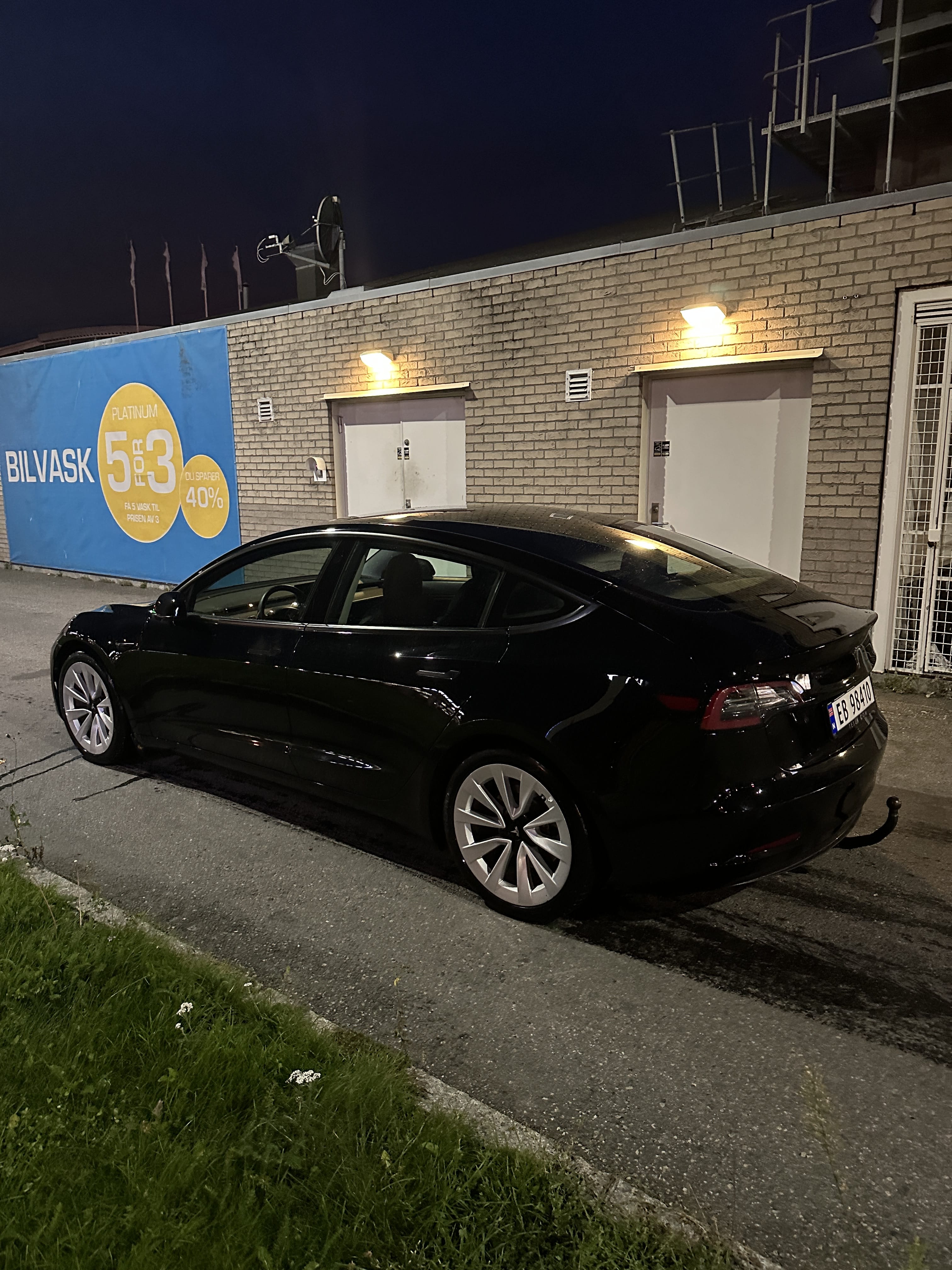 Tesla Model 3 Long Range med Cruisekontroll