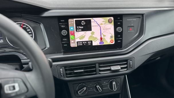 Volkswagen Polo Raffiné – Confort, éco et flexibilité 24/7 à Bordeaux, à quelques minutes de la gare ! avec Entrée audio / iPod