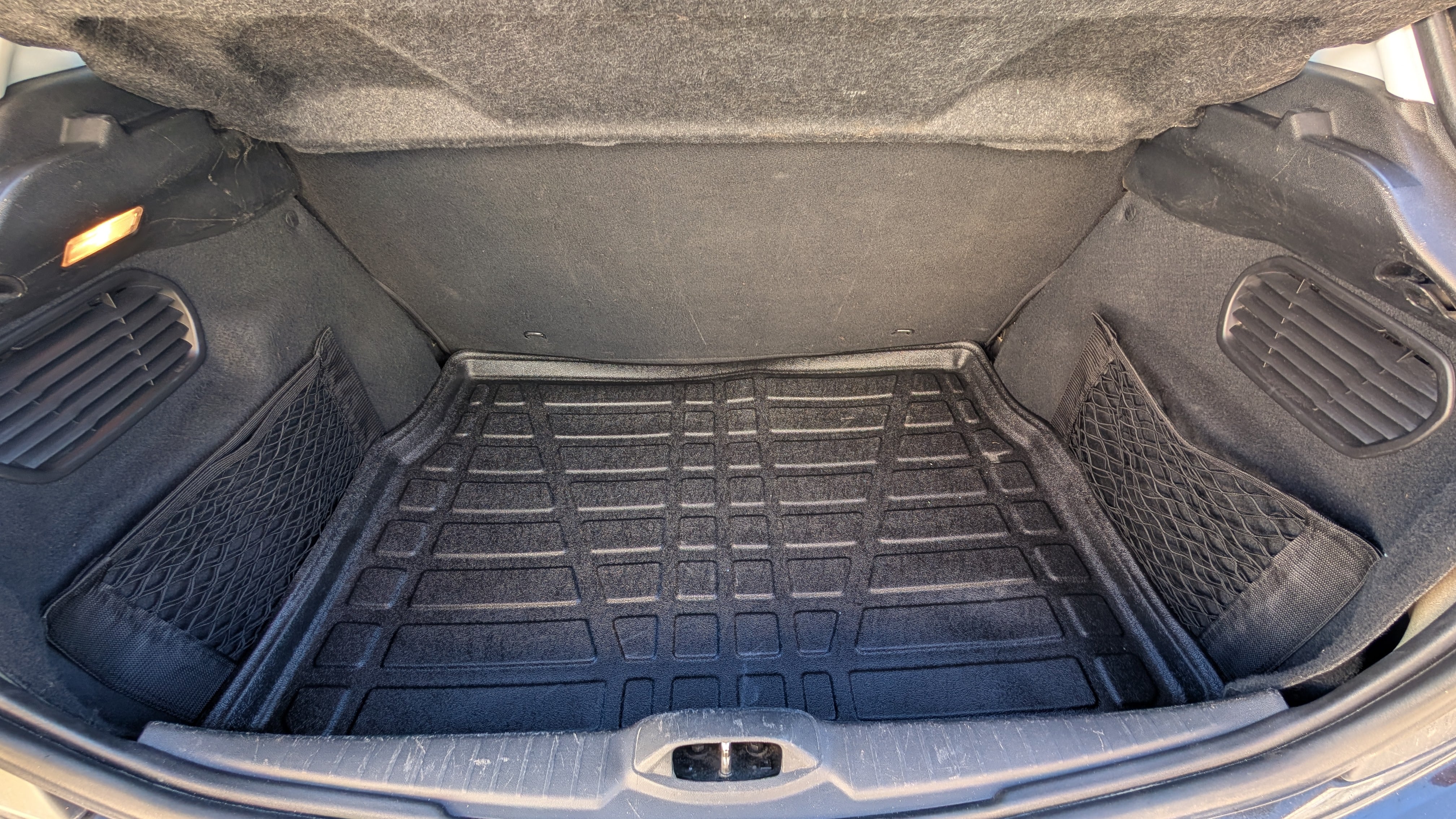 Peugeot 208 1.2 68 BVM5 avec Apple CarPlay
