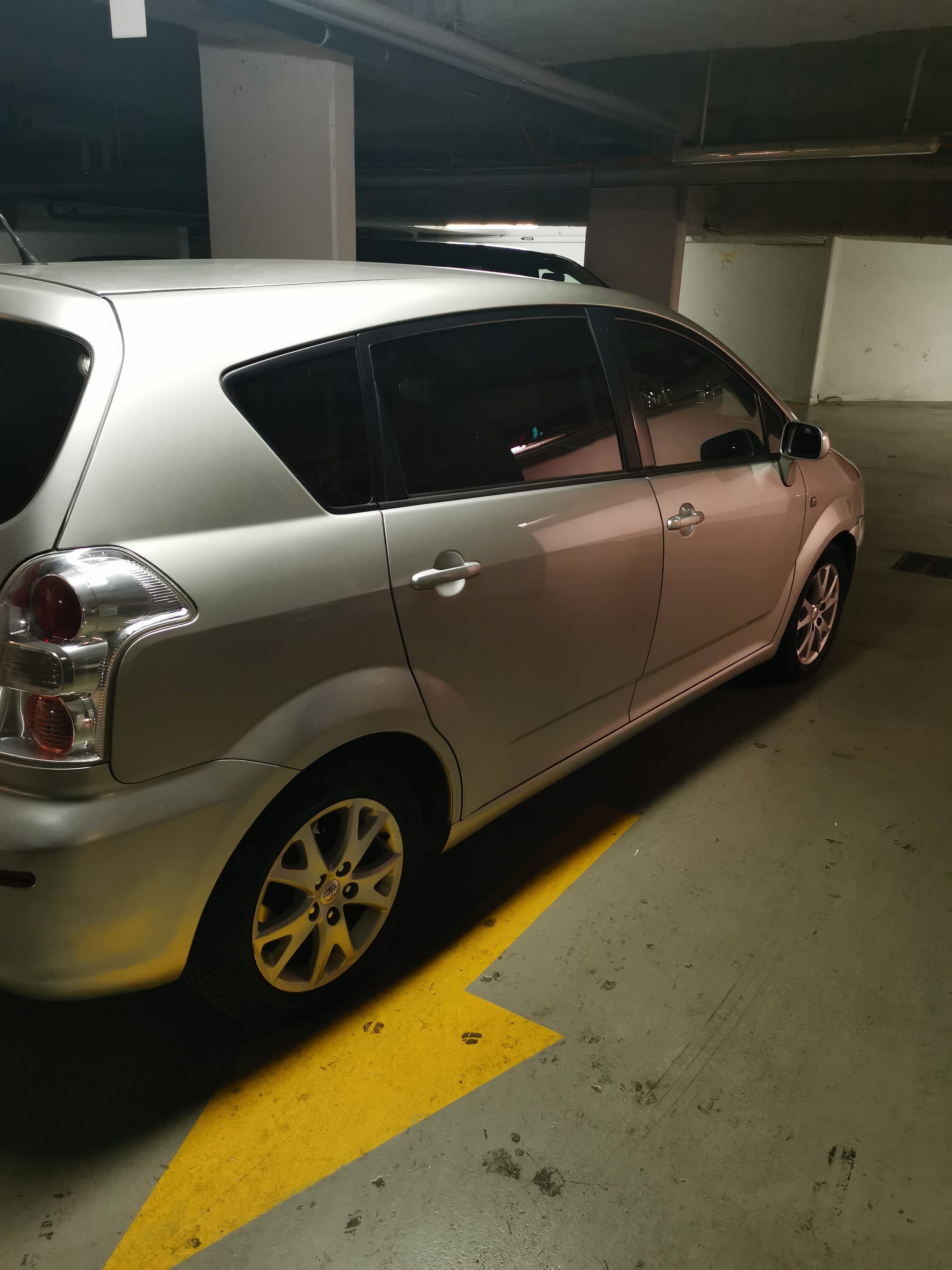 Toyota Verso 2.2 hdi avec Régulateur de vitesse