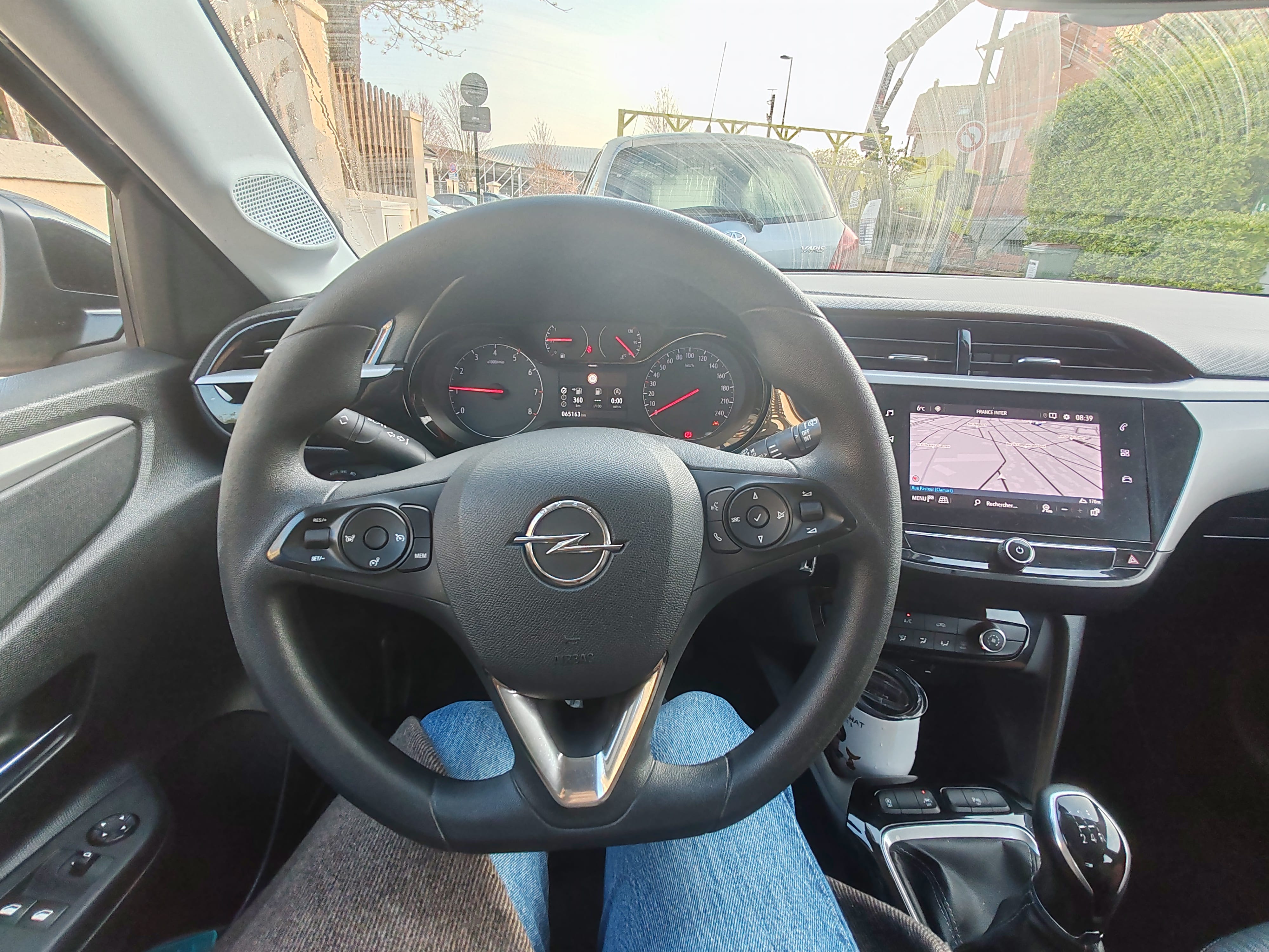 Opel Corsa avec Régulateur de vitesse