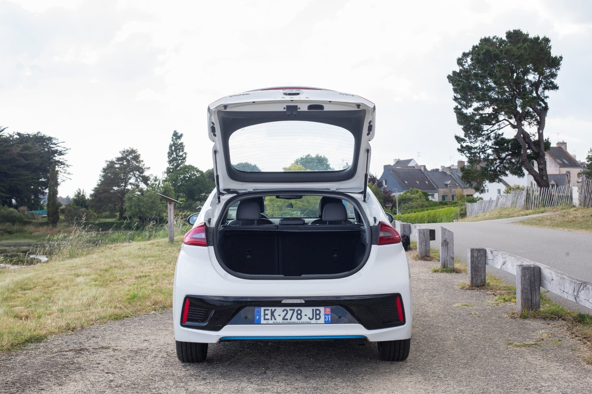 Hyundai Ioniq avec Siège bébé
