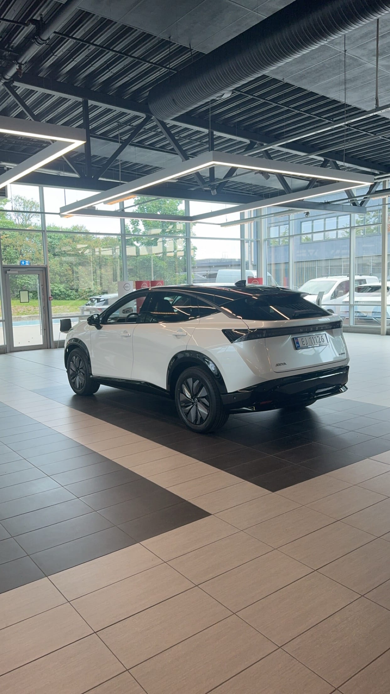Nissan Ariya Evolve+ E-4orce med Aircondition