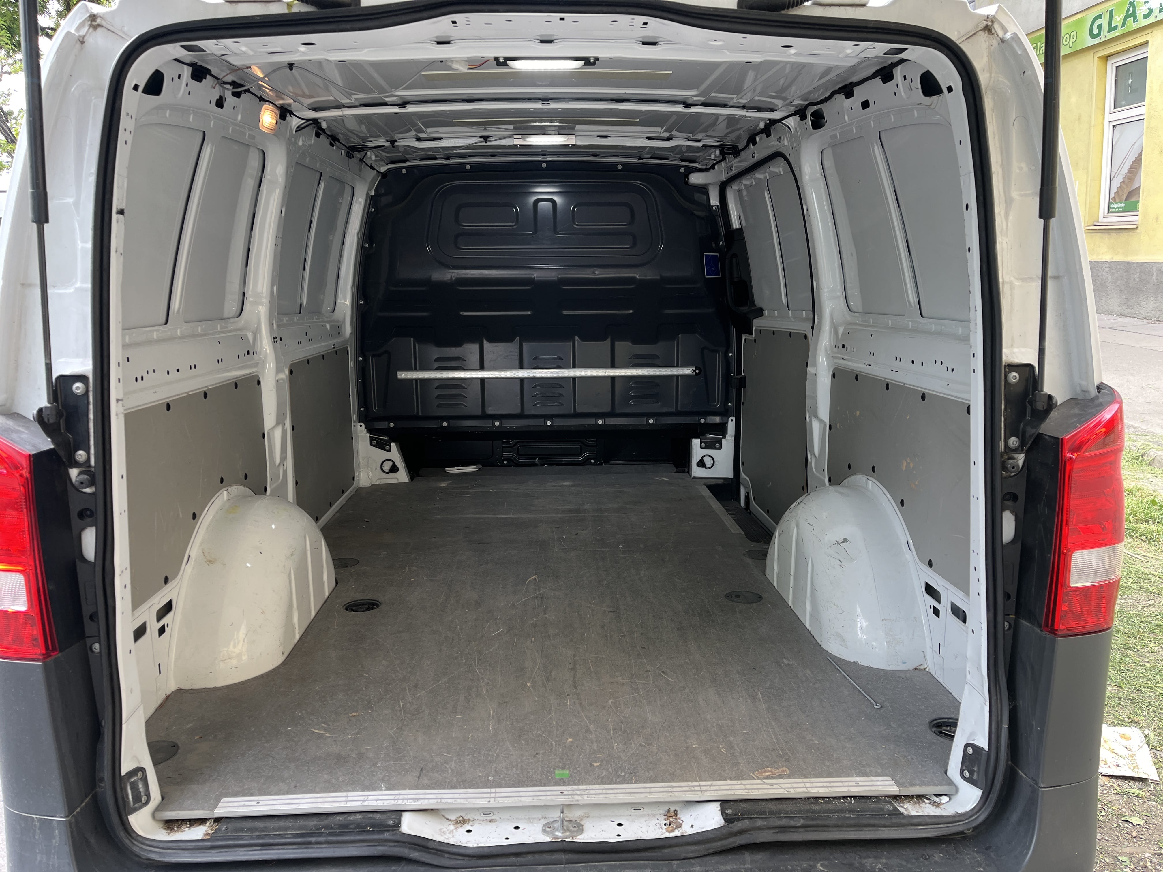 Mercedes-Benz Vito mit Audio-/iPod-Zugang