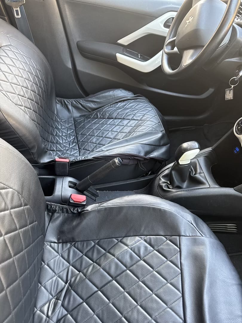 Peugeot 208 1.2 vti met Apple CarPlay