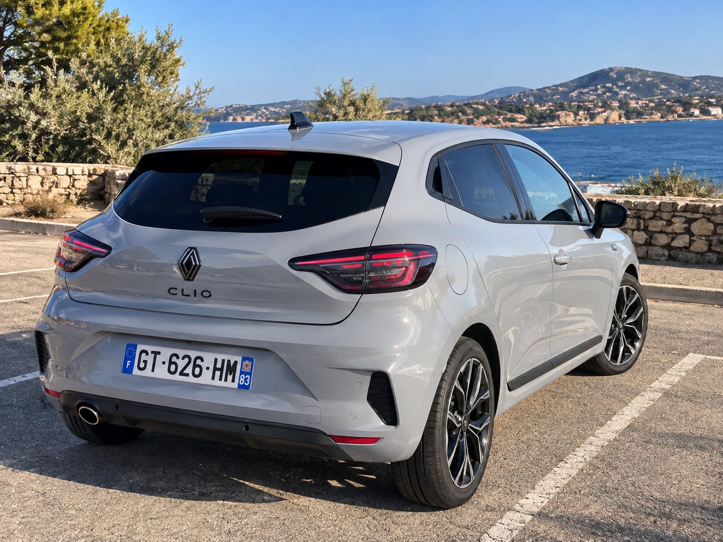 Renault Clio mit Rückfahrkamera