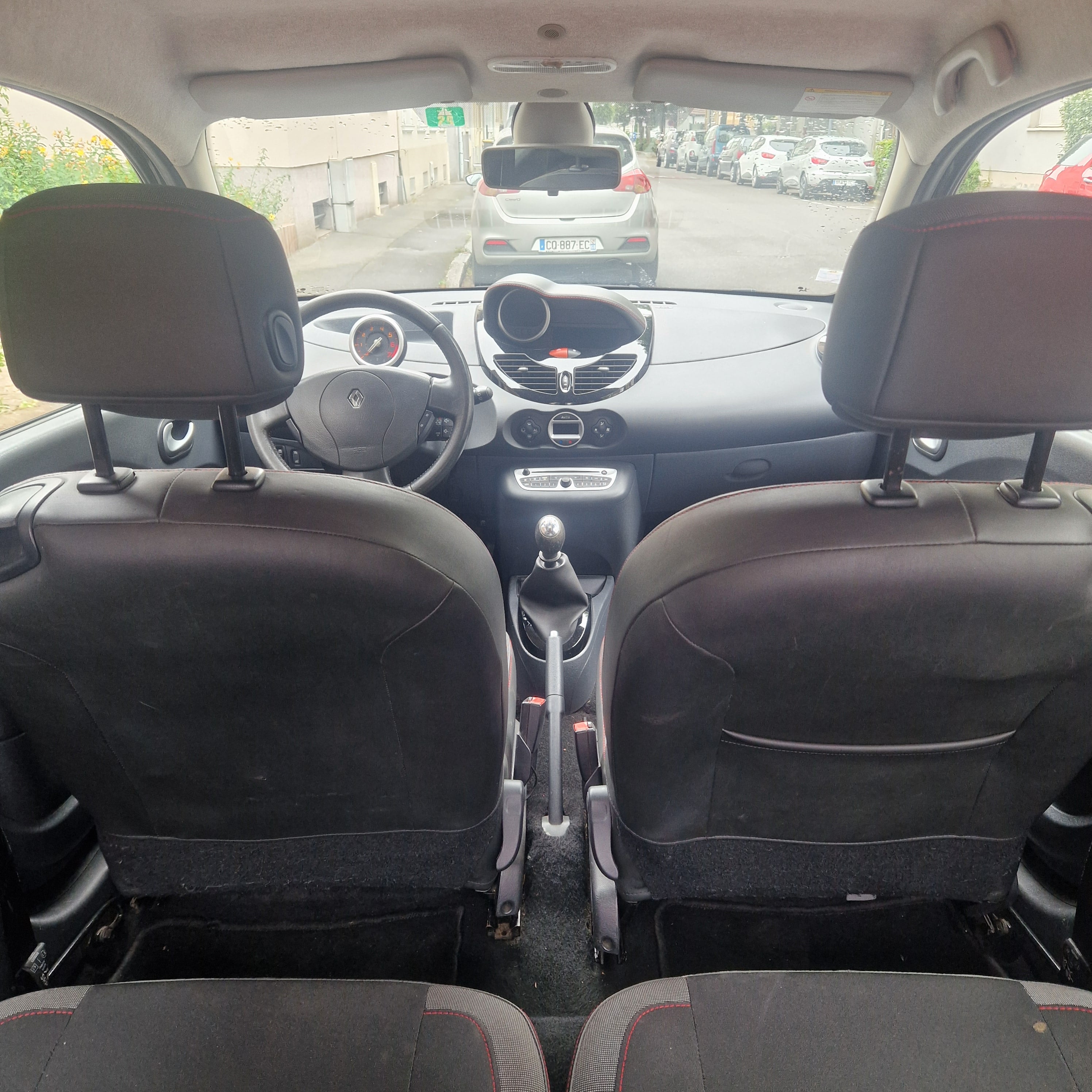 Renault Twingo II 1.2L 16V avec Siège bébé