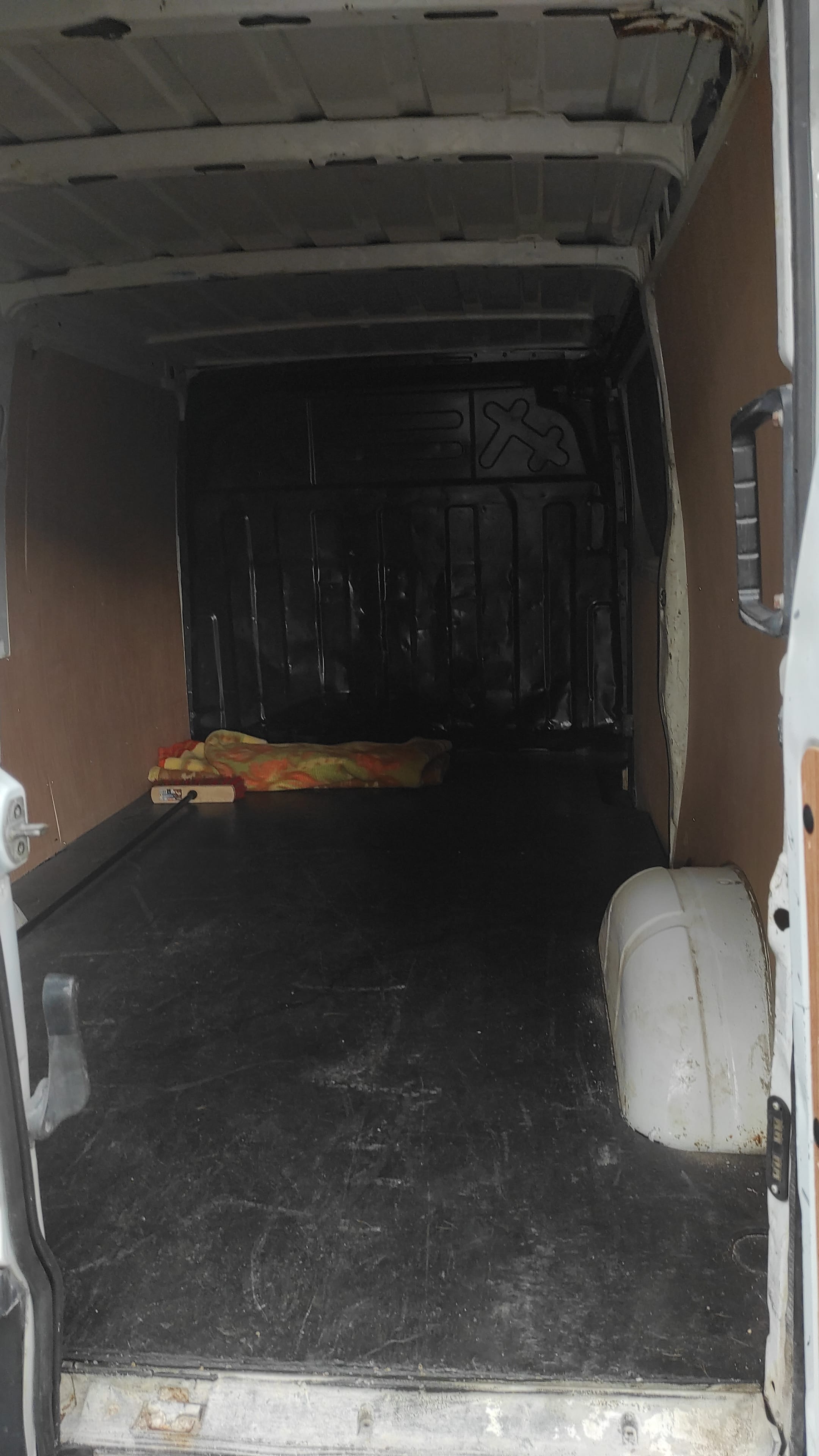 Iveco Daily 35S13 11m3