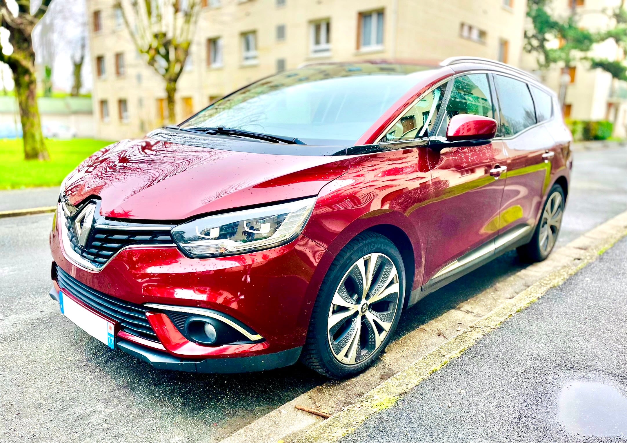 Renault Grand Scenic avec Climatisation
