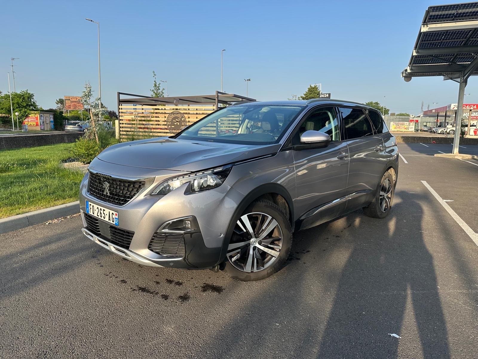 Peugeot 5008 avec Climatisation