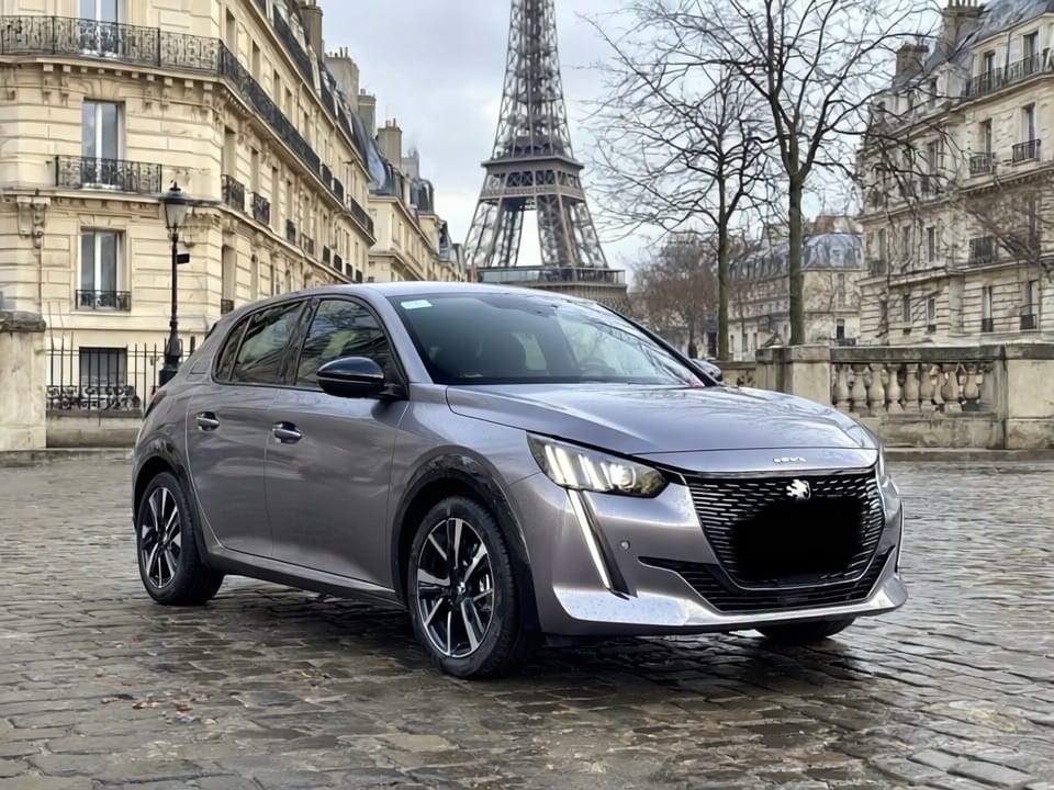 Peugeot 208, 2023, Essence 95