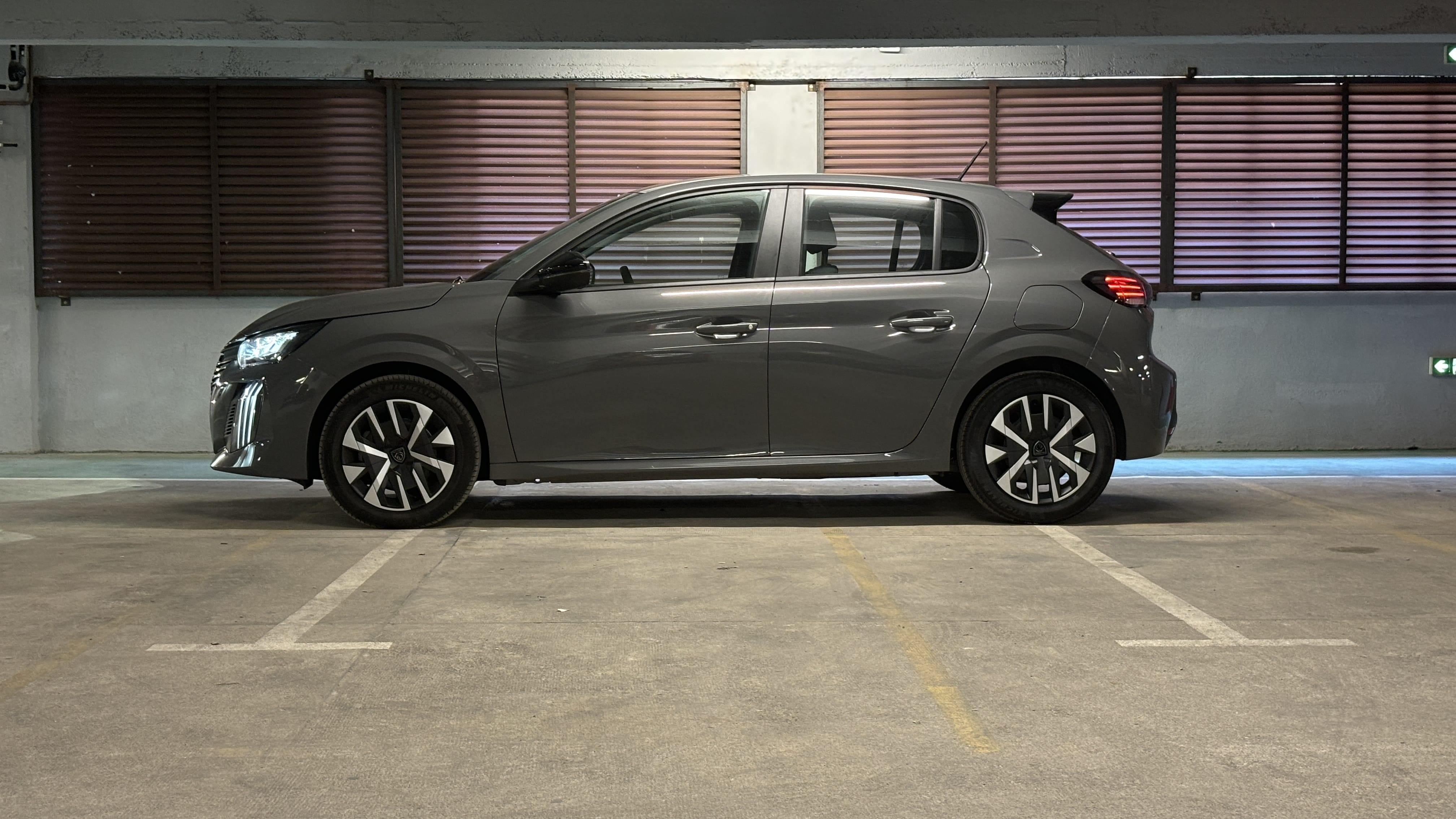 Peugeot 208, 2024, Essence 98, automatic