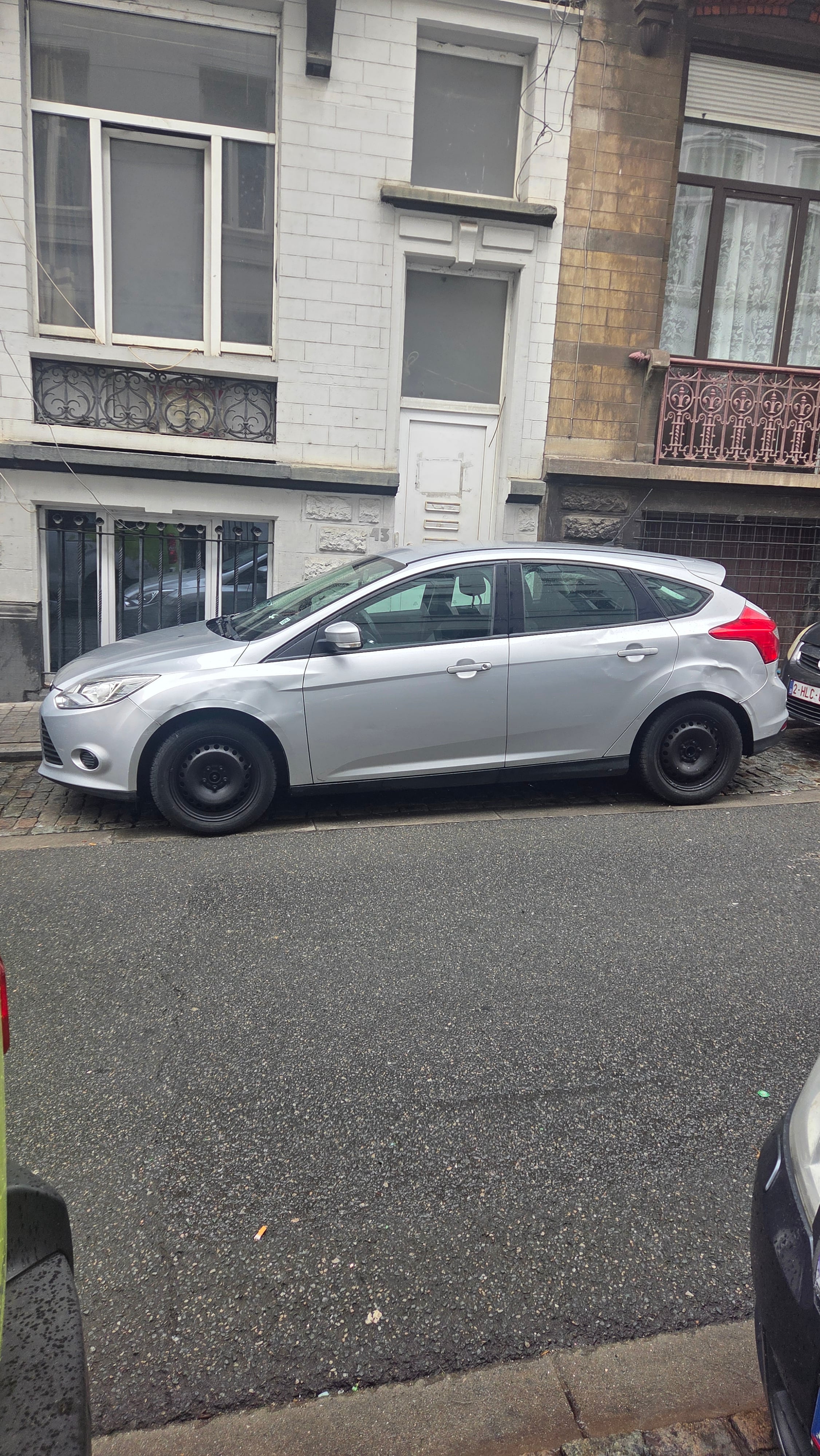 Ford Focus 1.6 essence with Air conditioning