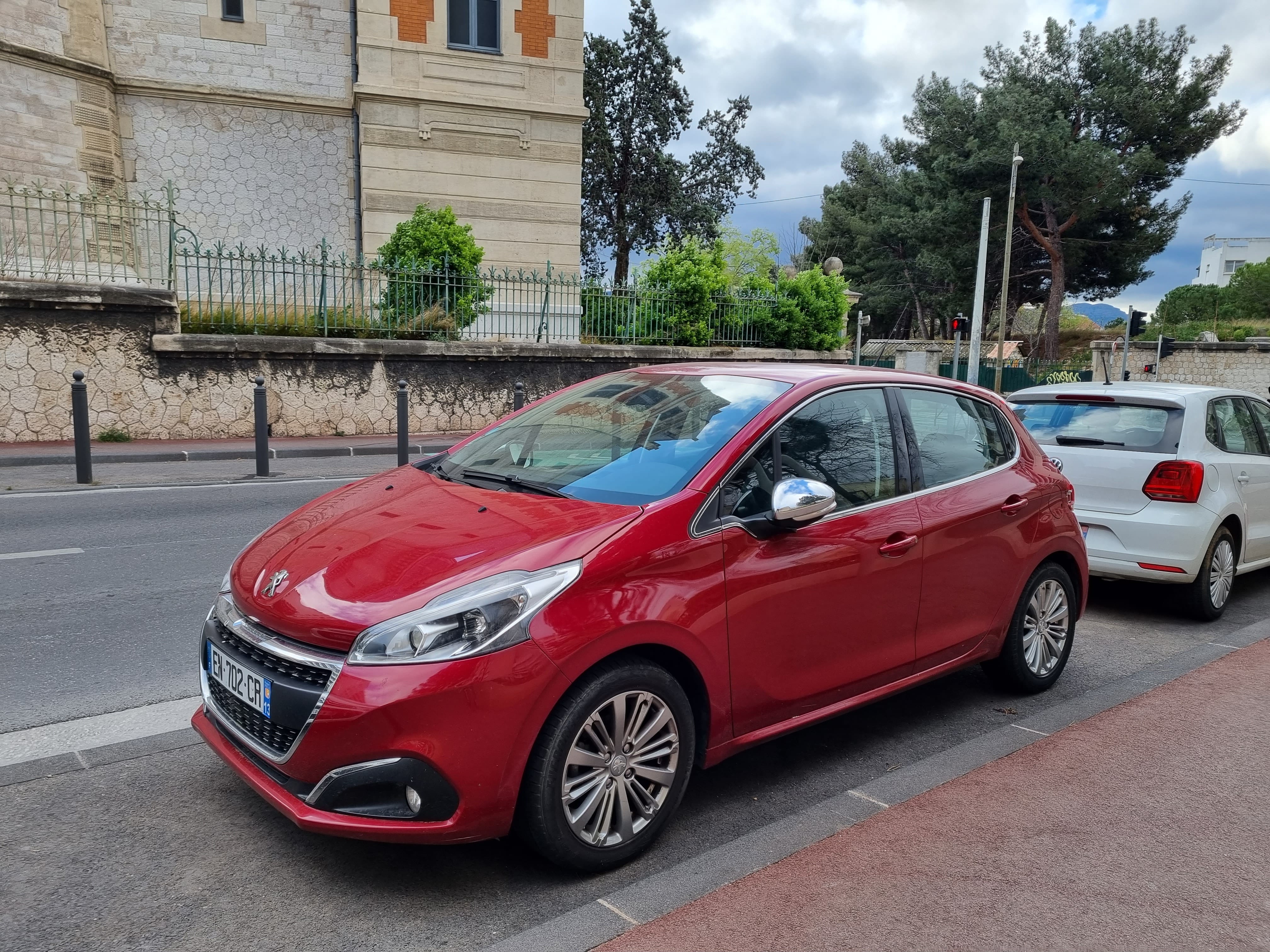 Peugeot 208, 2017, Essence 95