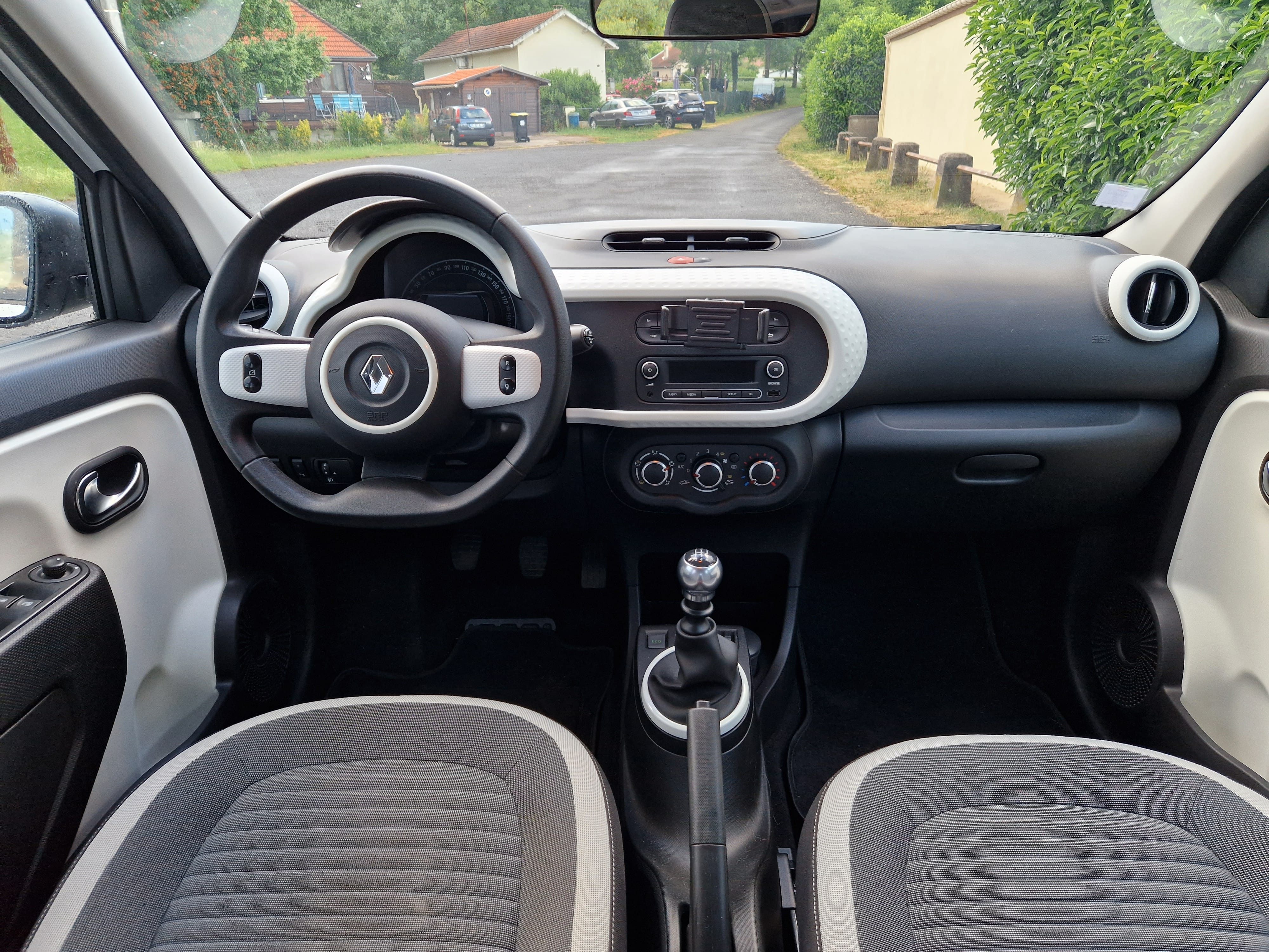 Renault Twingo III 0.9 tce propulsion avec Port USB