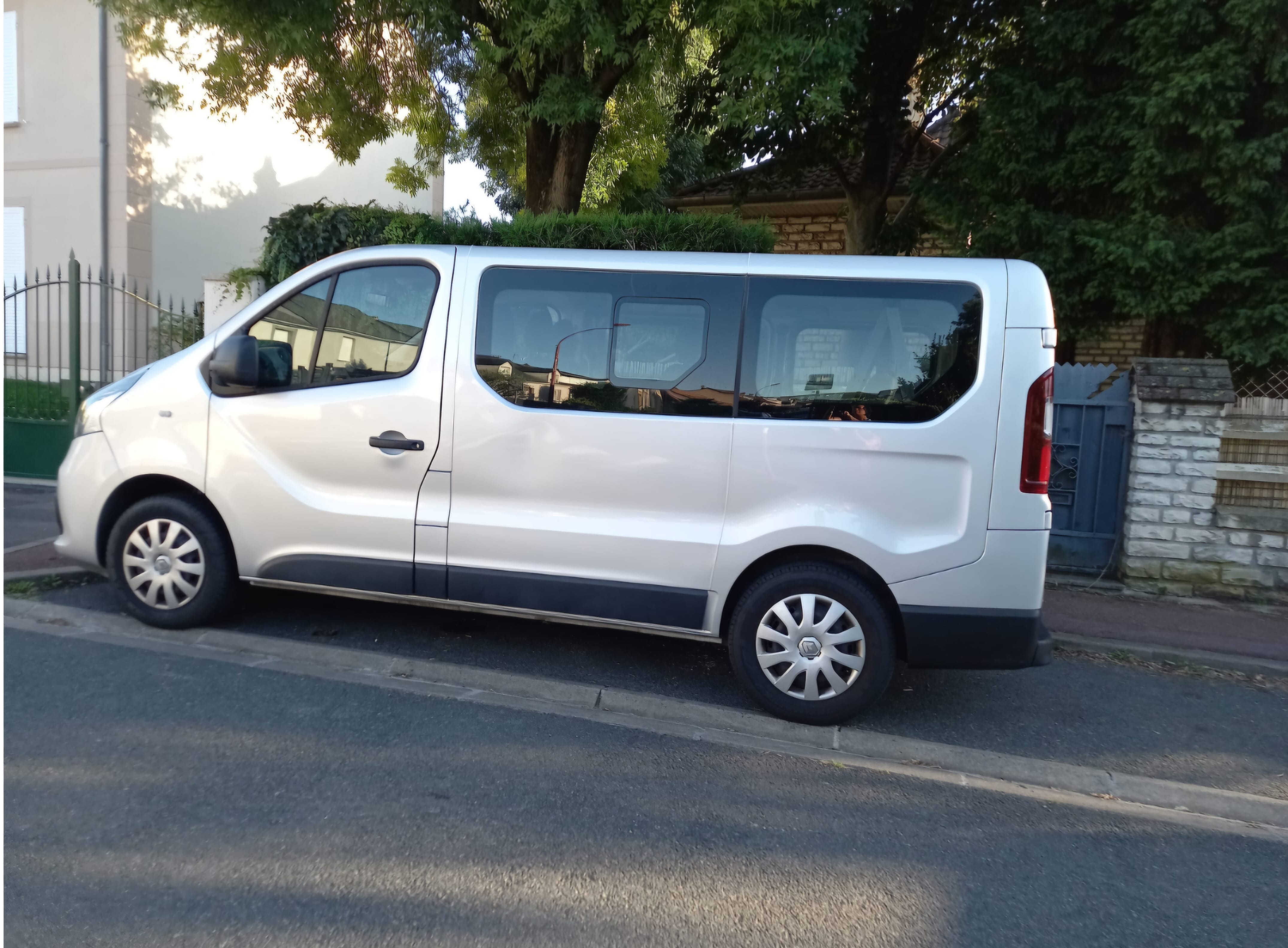 Renault Trafic Passenger, 2018, Diesel, 9 places et plus