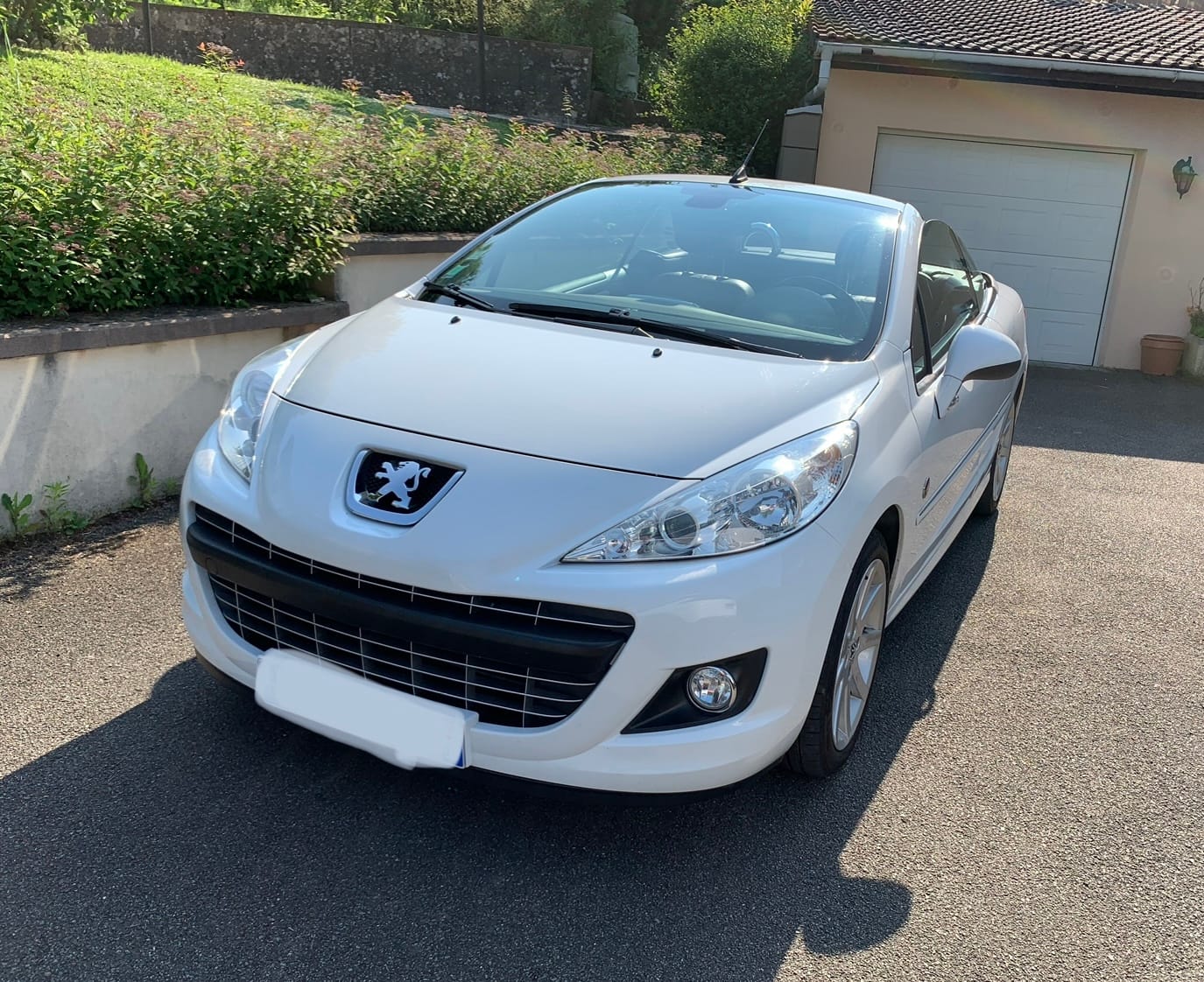 Peugeot 207 CC avec Climatisation