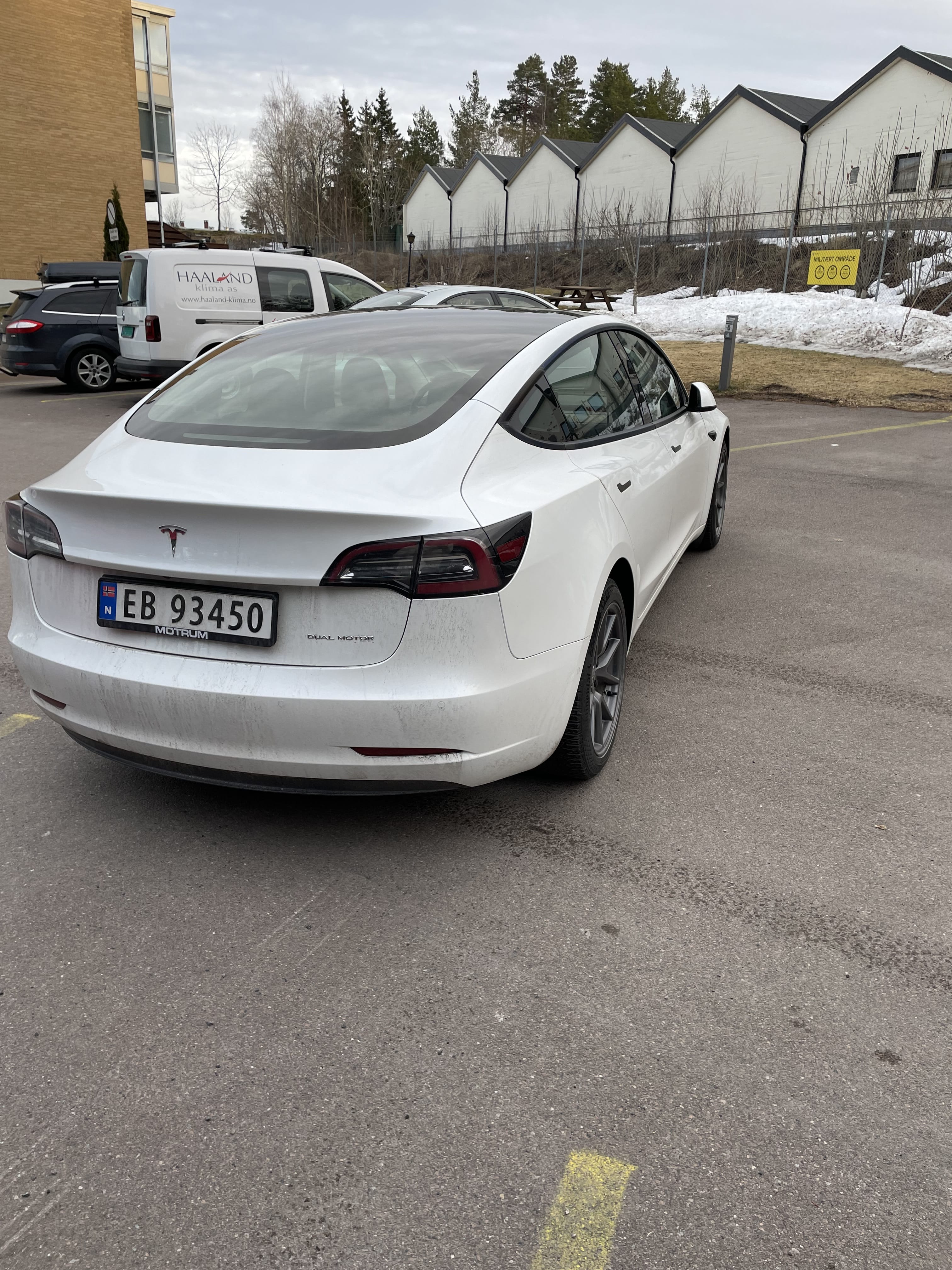 Tesla Model 3 Long Range med GPS