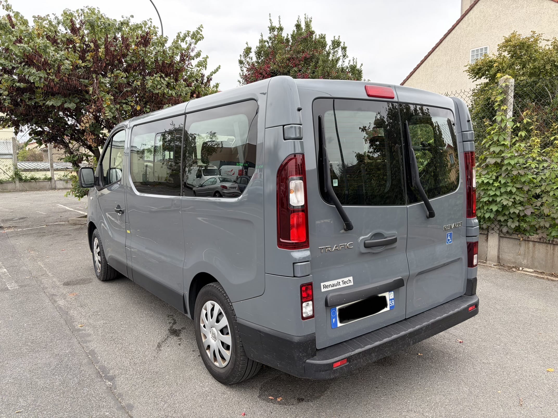 Renault Trafic Passenger 2.0 DCI avec Caméra de recul