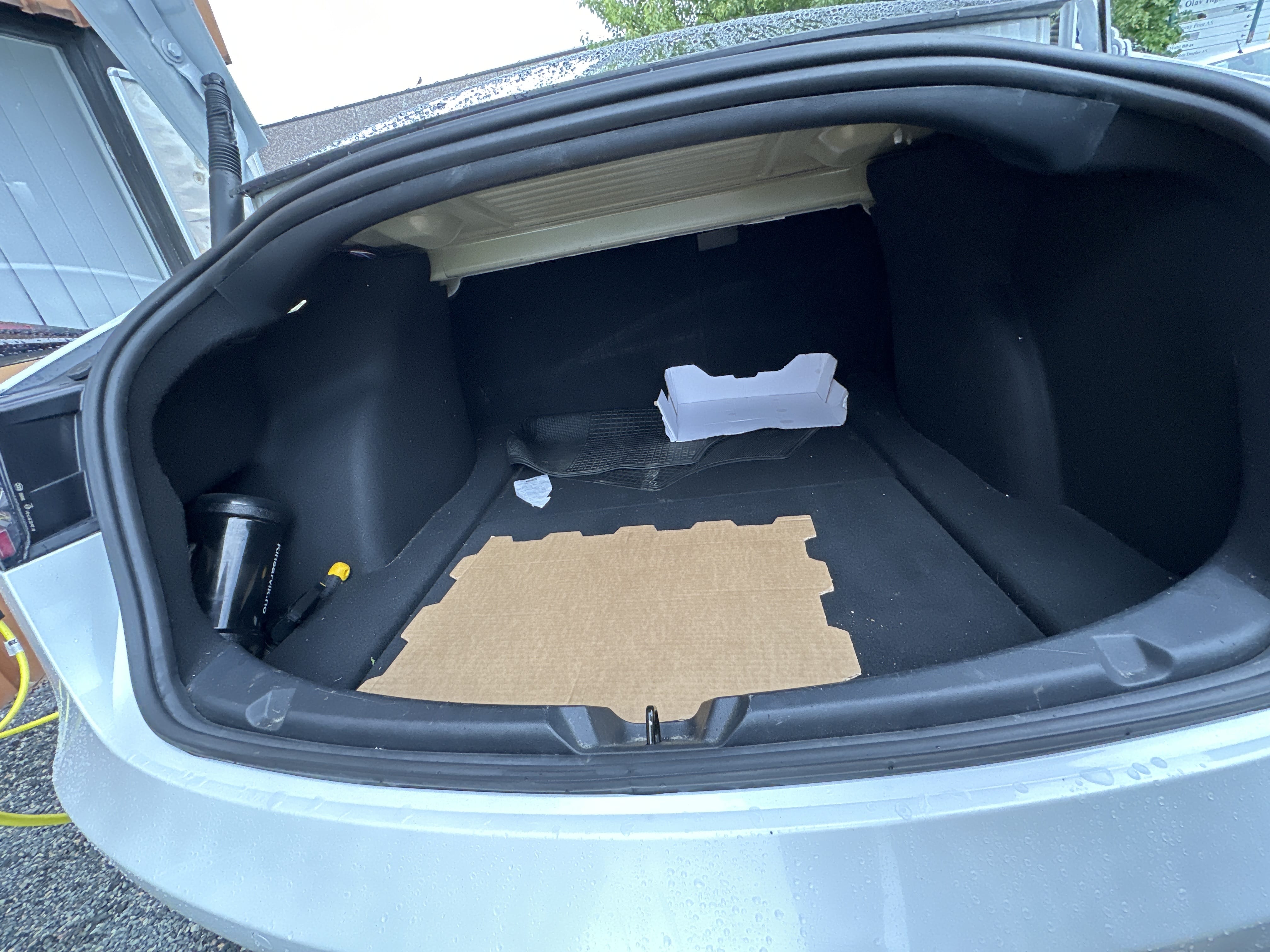 Tesla Model 3 Standard Range Plus med Dashcam