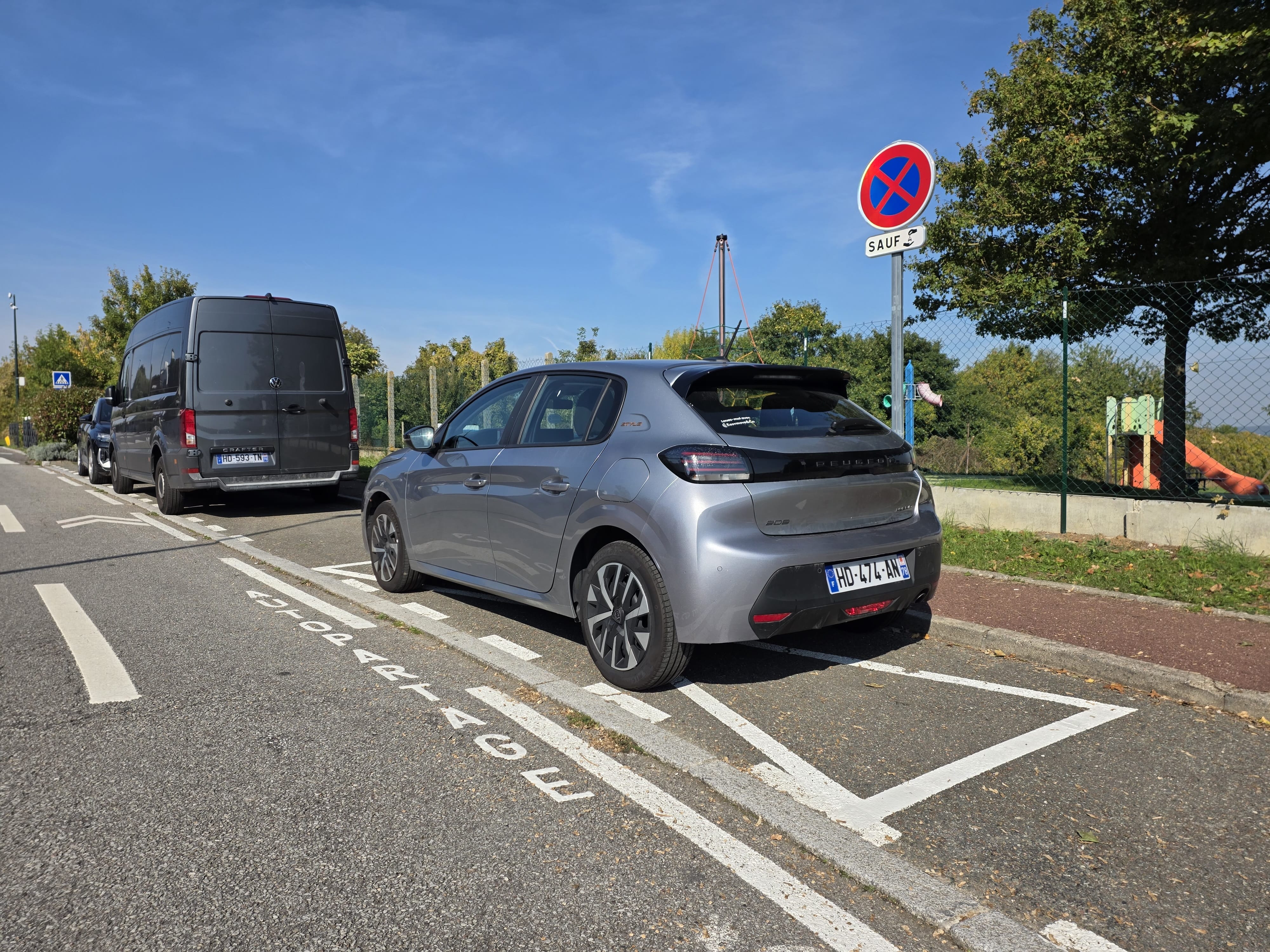 Peugeot 208 avec GPS