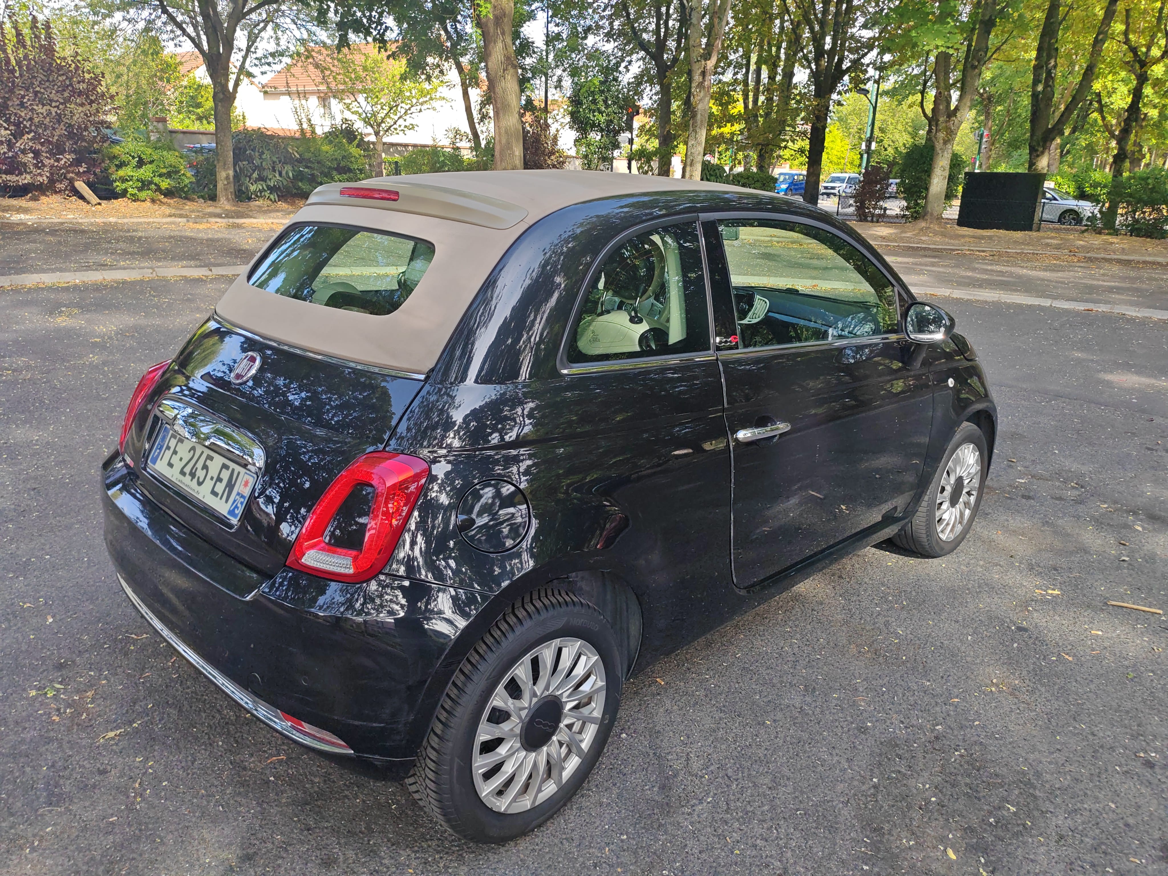 Fiat 500 C avec Autoradio