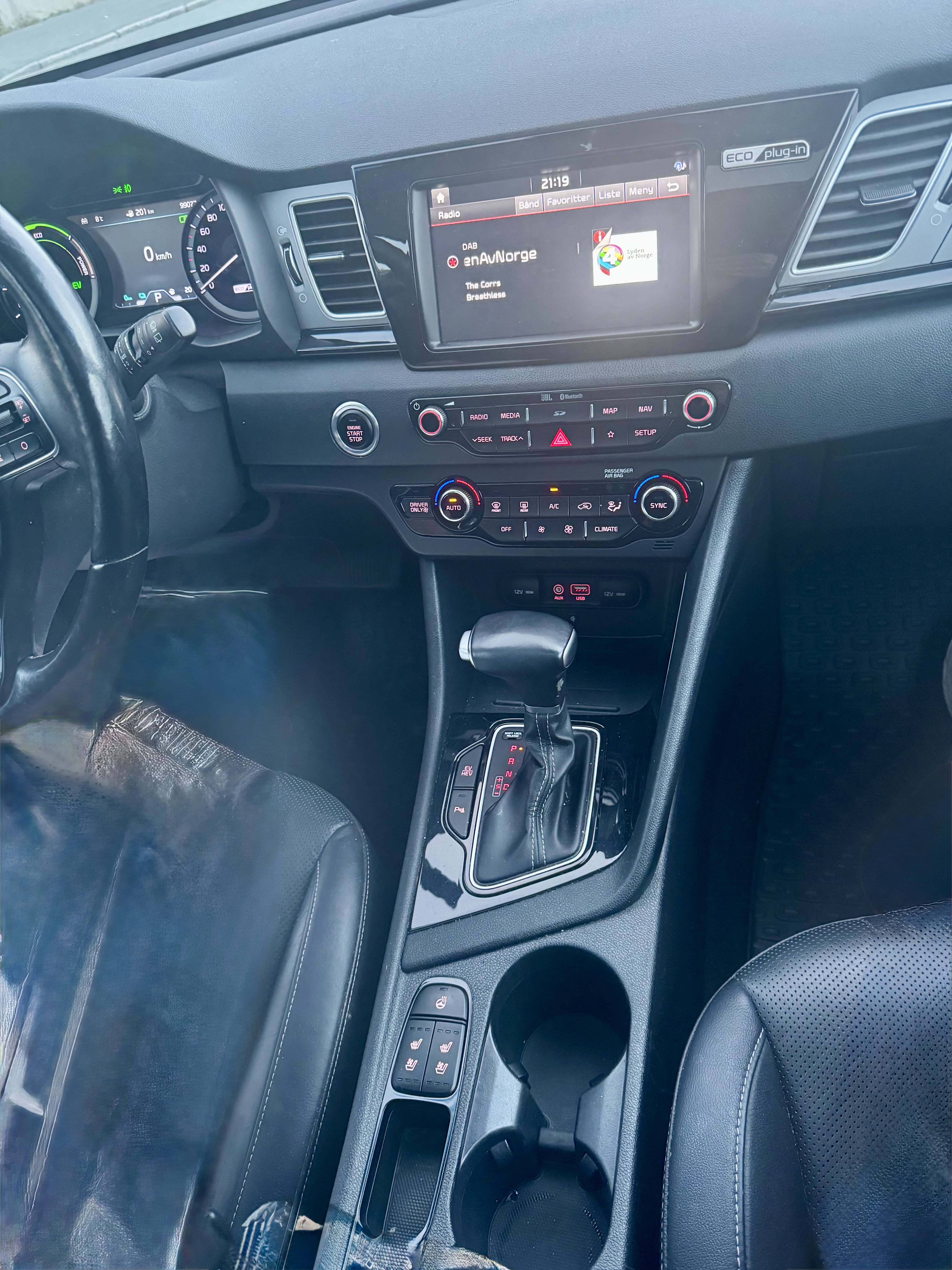 Kia Niro Plug-in Hybrid LX med Vinterdekk