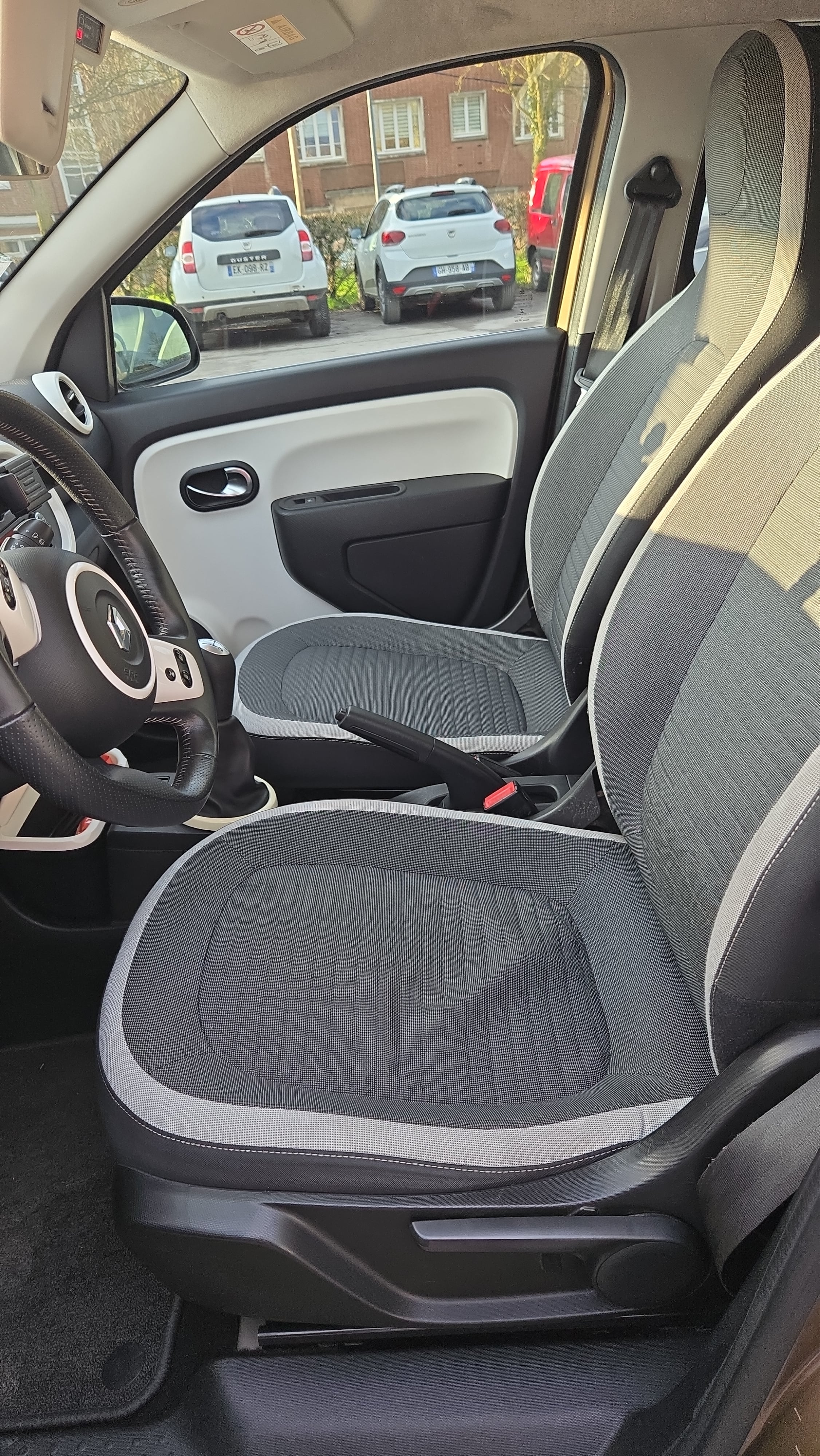 Renault Twingo III avec Port USB