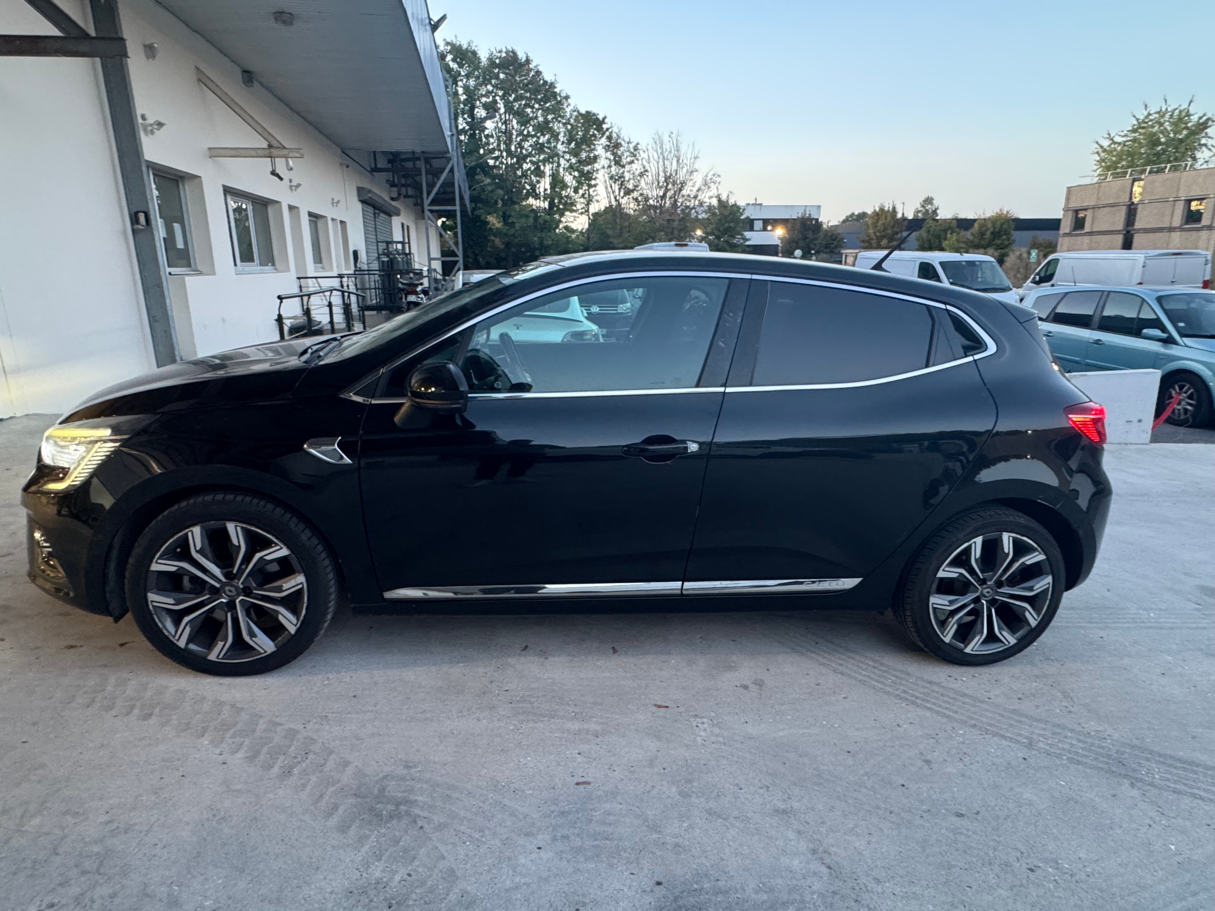 Renault Clio 1.3TCE version one édition full option avec Climatisation