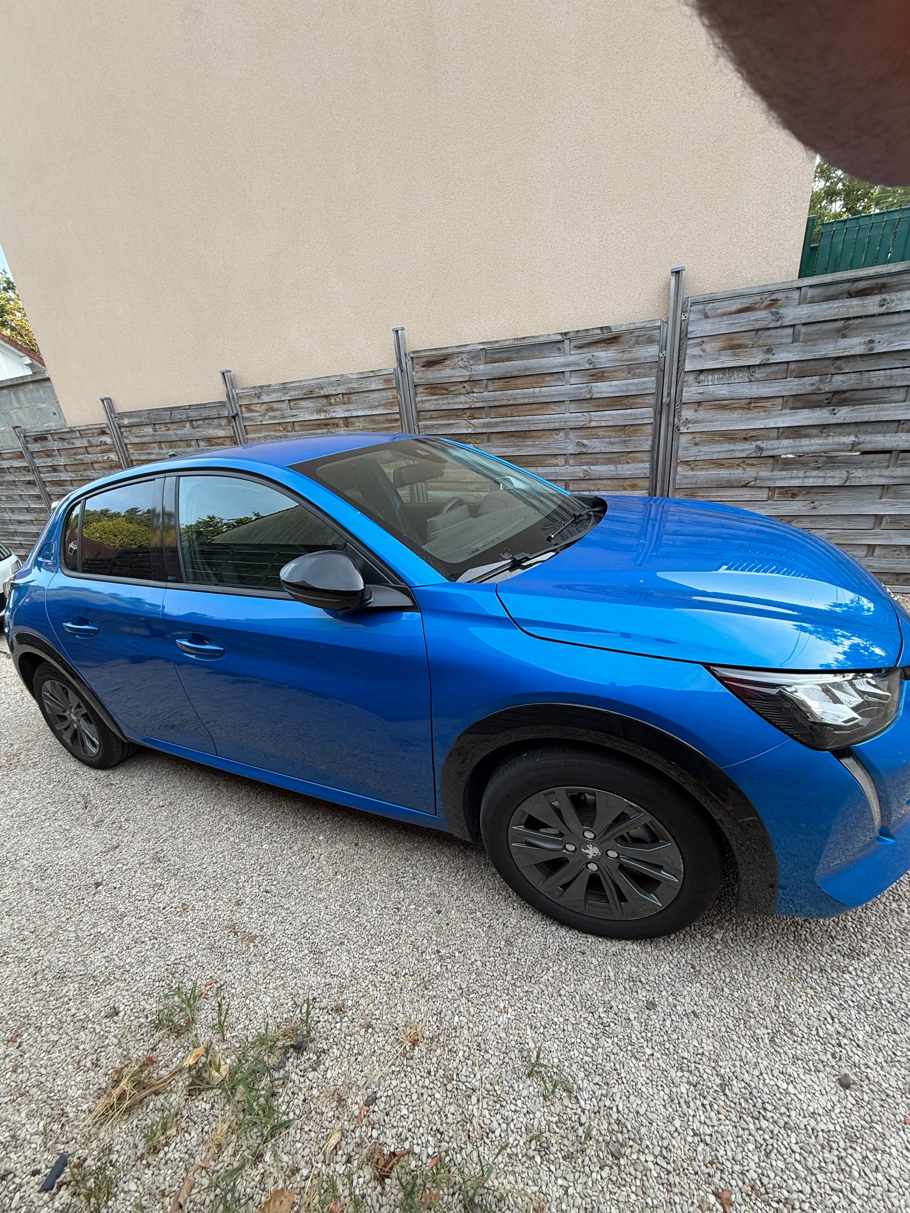 Peugeot 208 Électrique avec Climatisation