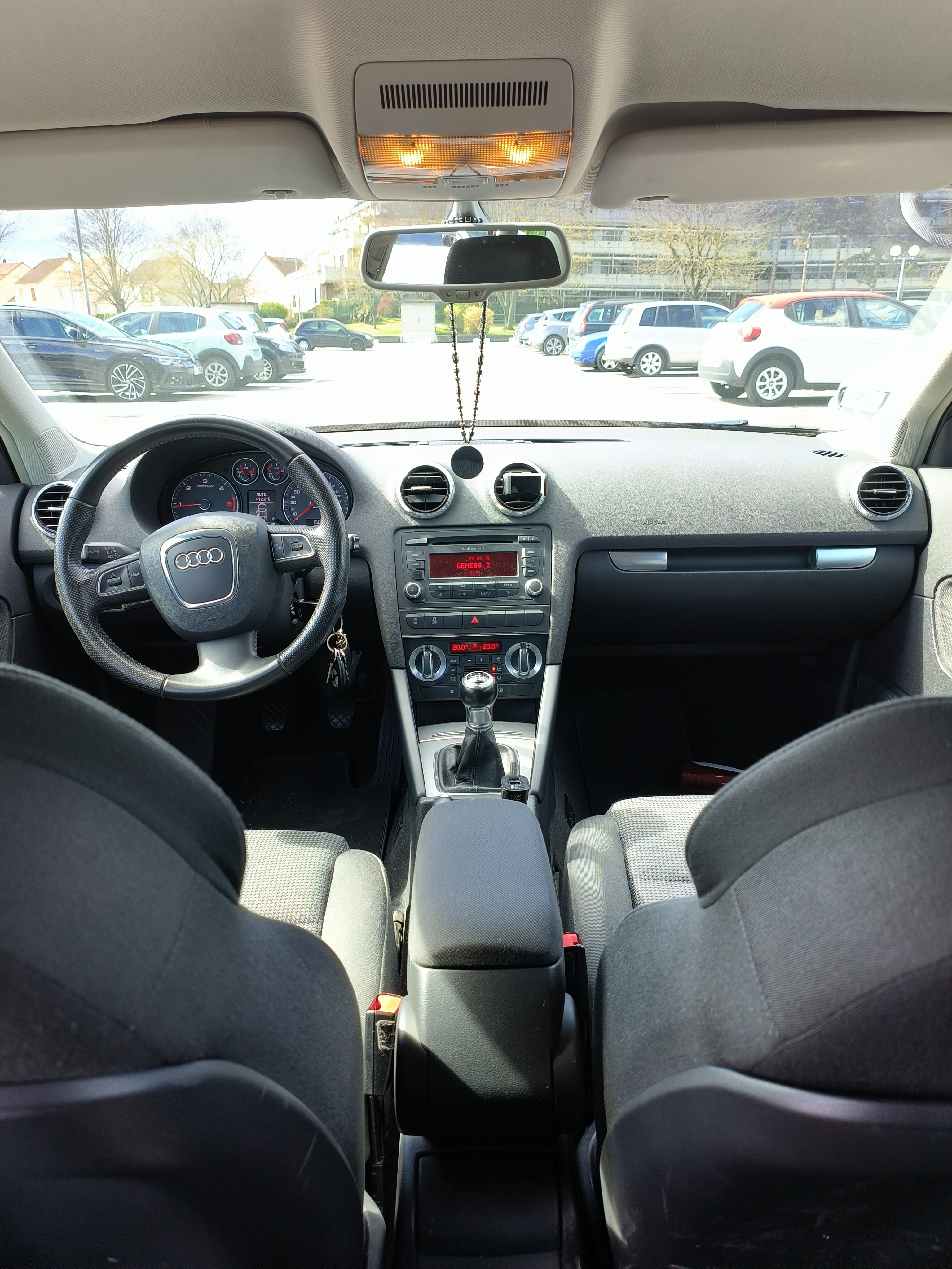 Audi A3 Sportback avec Entrée audio / iPod