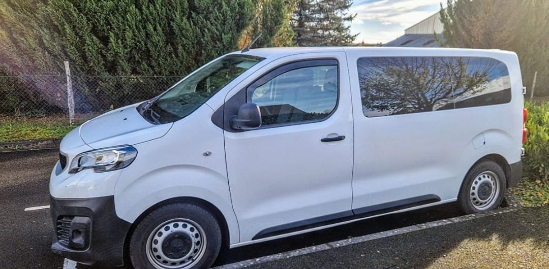 Peugeot Traveller avec Climatisation