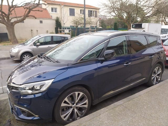 Renault Grand Scenic, 2018, Essence 95, automatique, 7 places