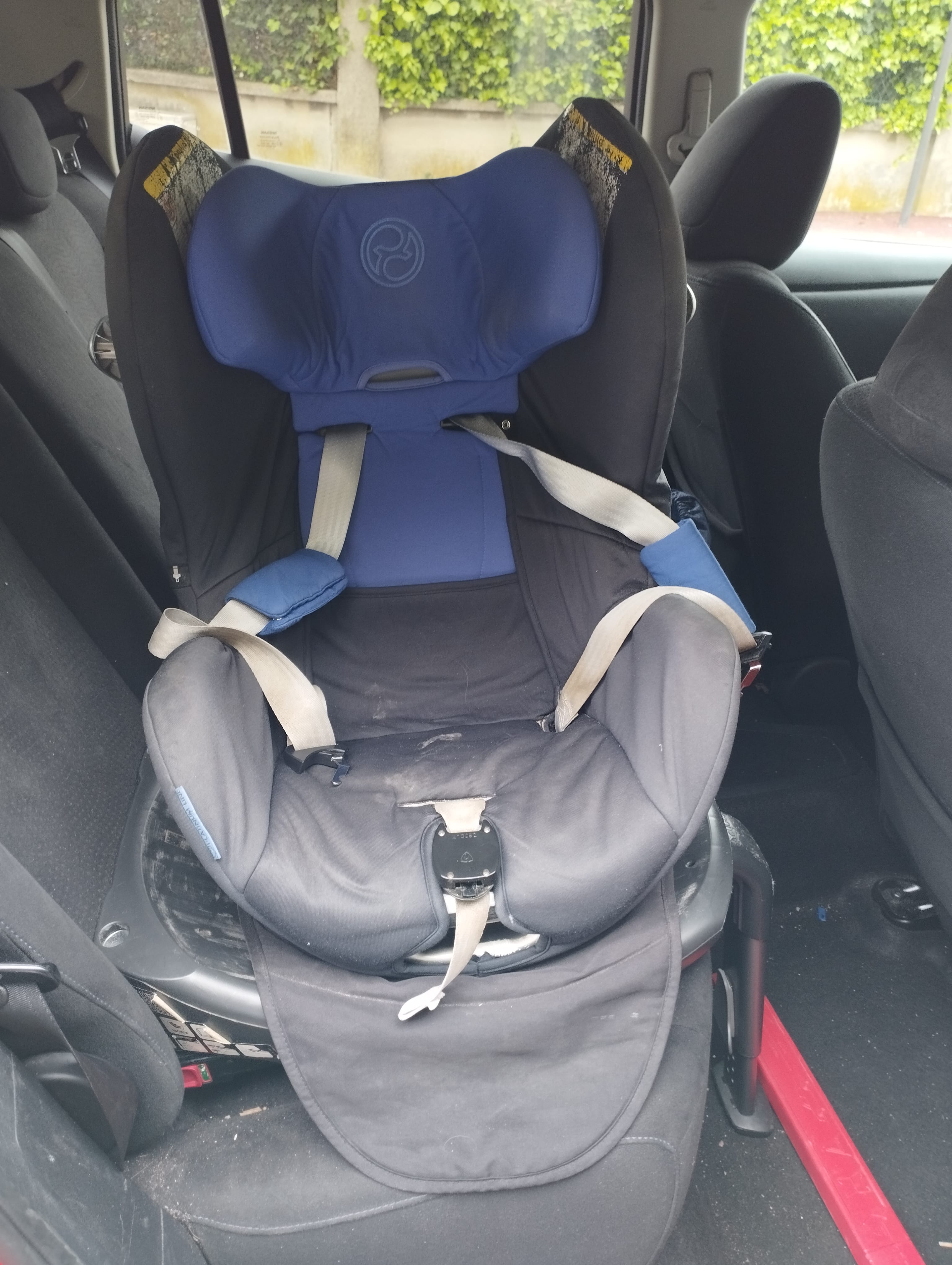 Nissan Leaf avec Siège bébé