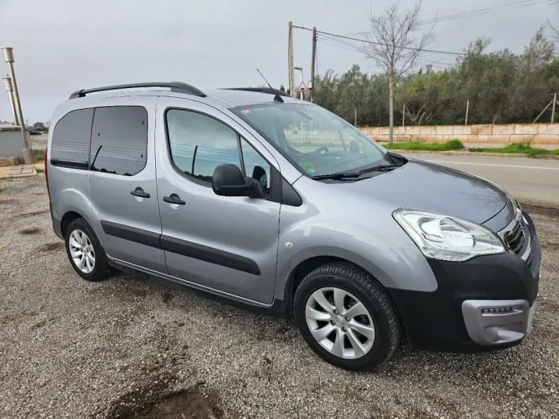 Peugeot Partner Tepee Airport - Hotel - Villa - Alcudia, 2017, Diesel