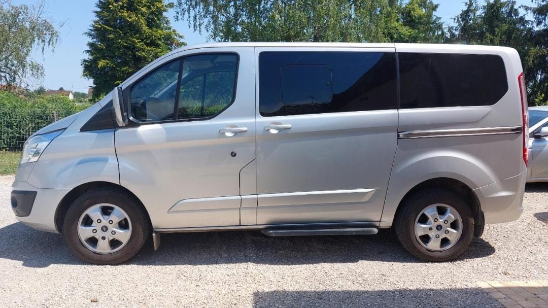 Ford Tourneo Custom 2.0 tdci 130