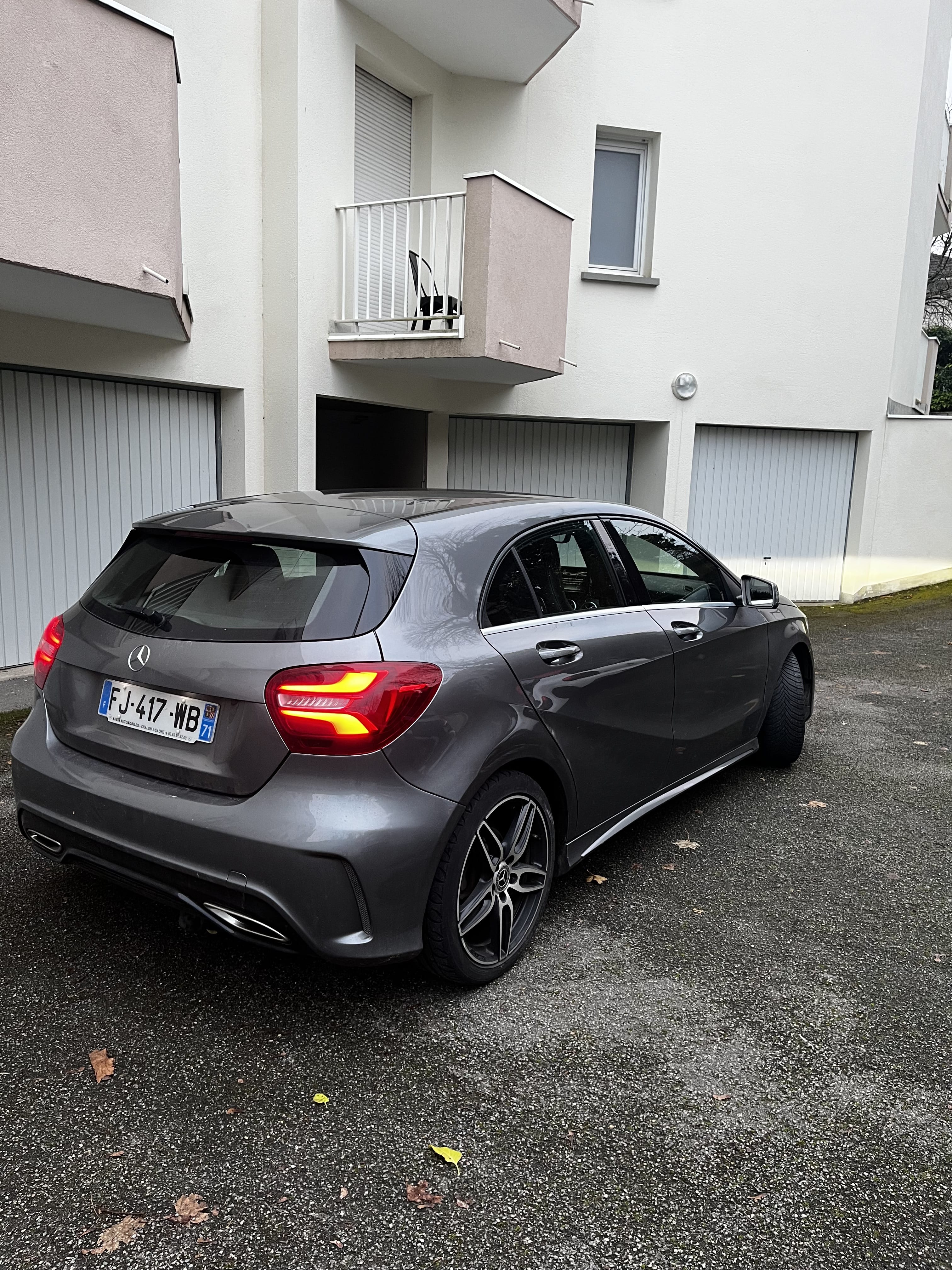 Mercedes-Benz Classe A 180 avec GPS