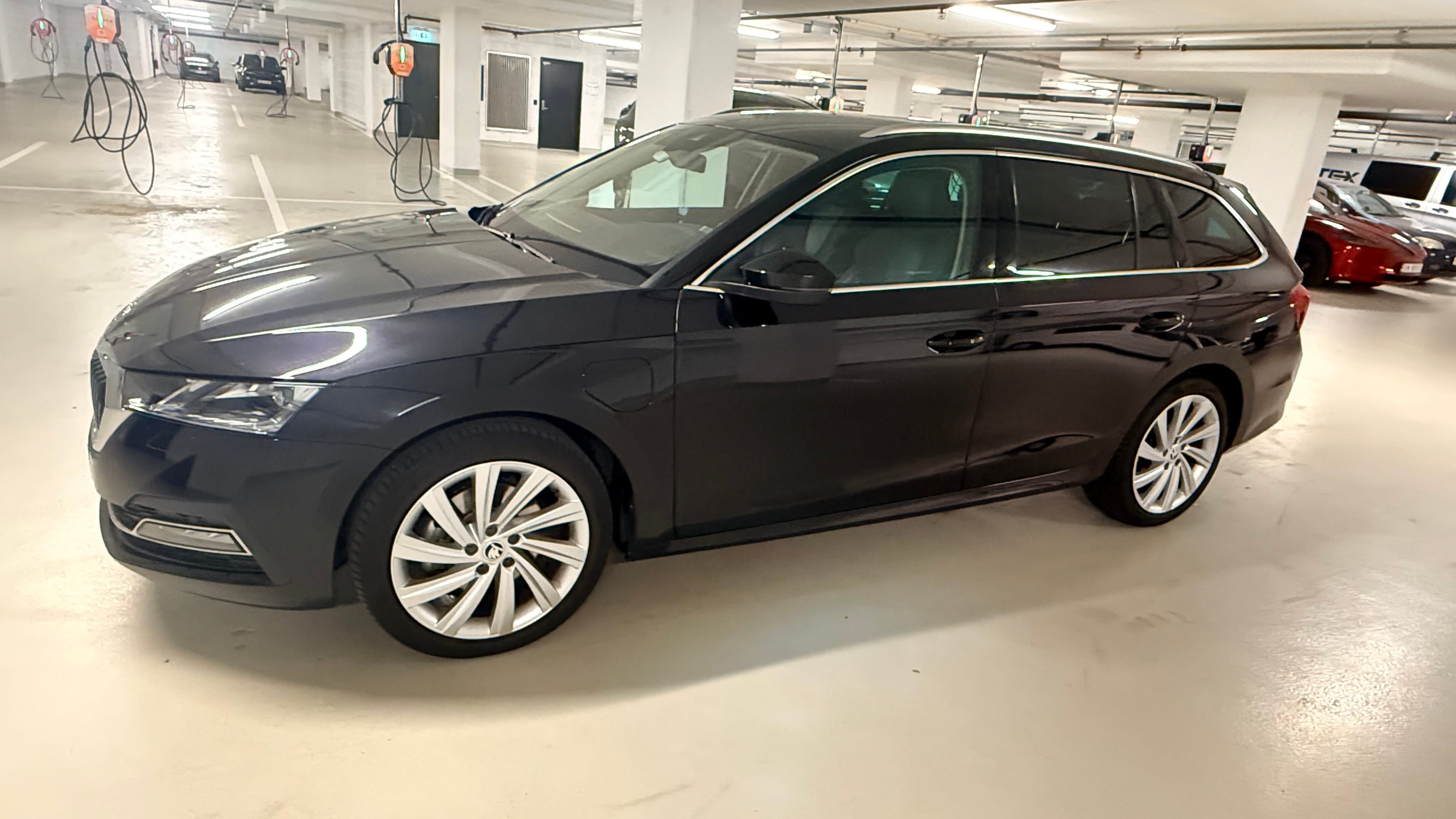 Skoda Octavia Combi, 2021, Blyfri 95 / Elektrisk (hybrid), automatisk