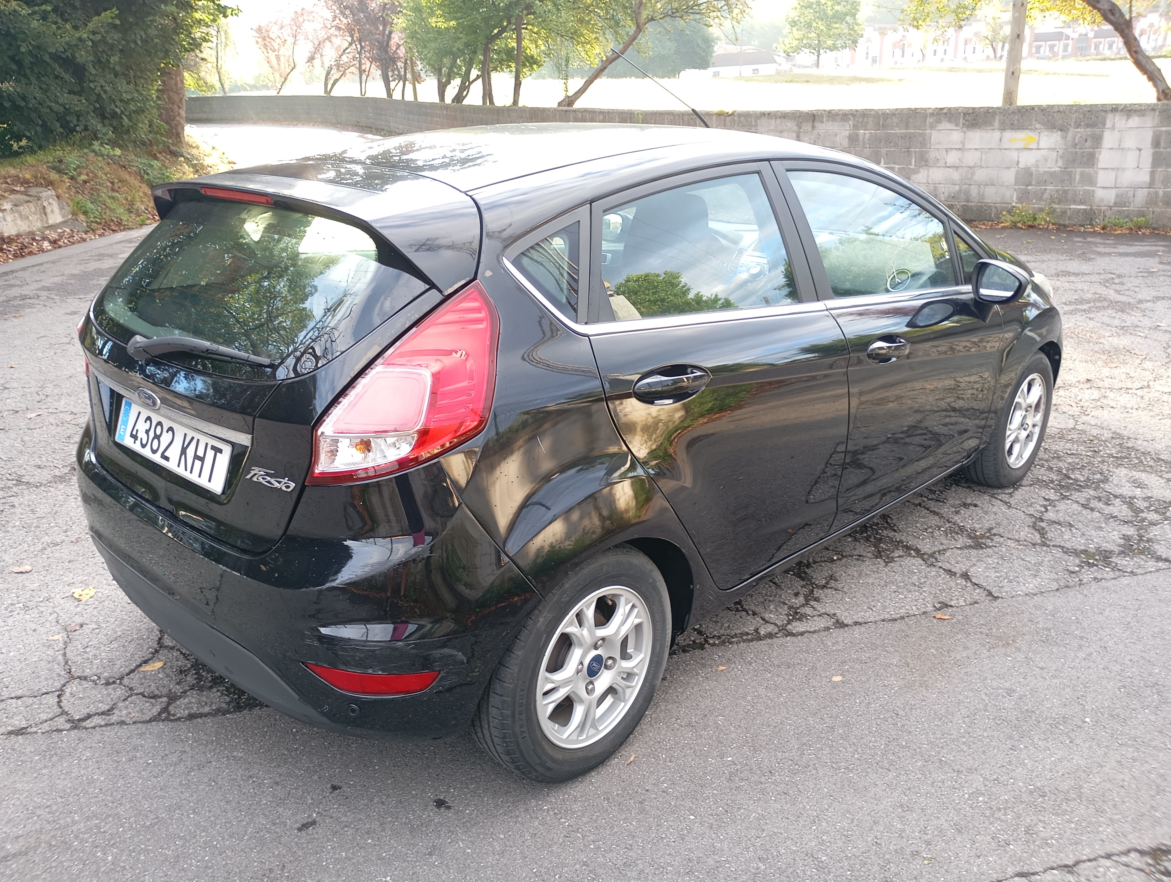 Ford Fiesta SE con Audio Bluetooth