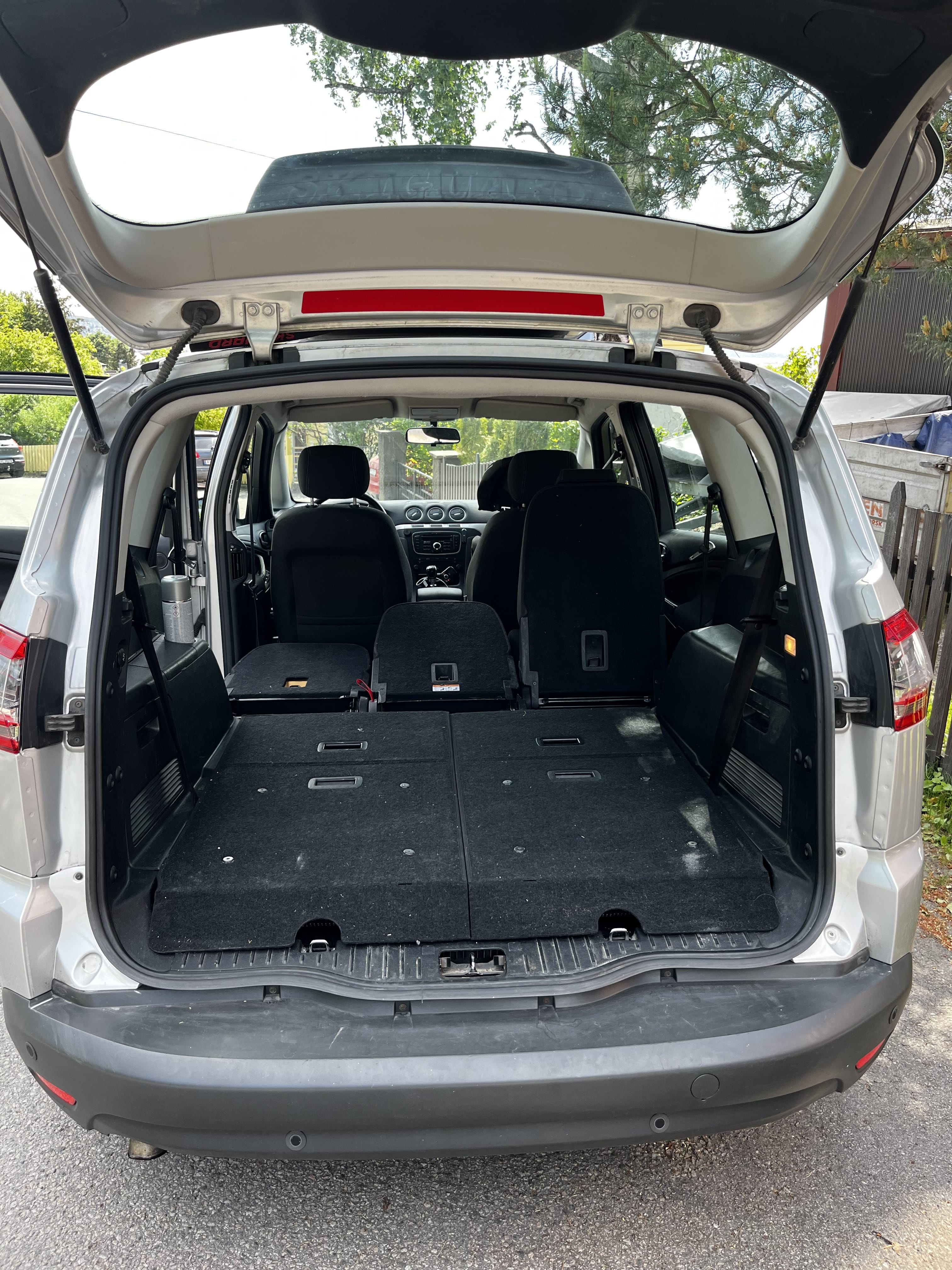 Ford S-Max med Bilradio