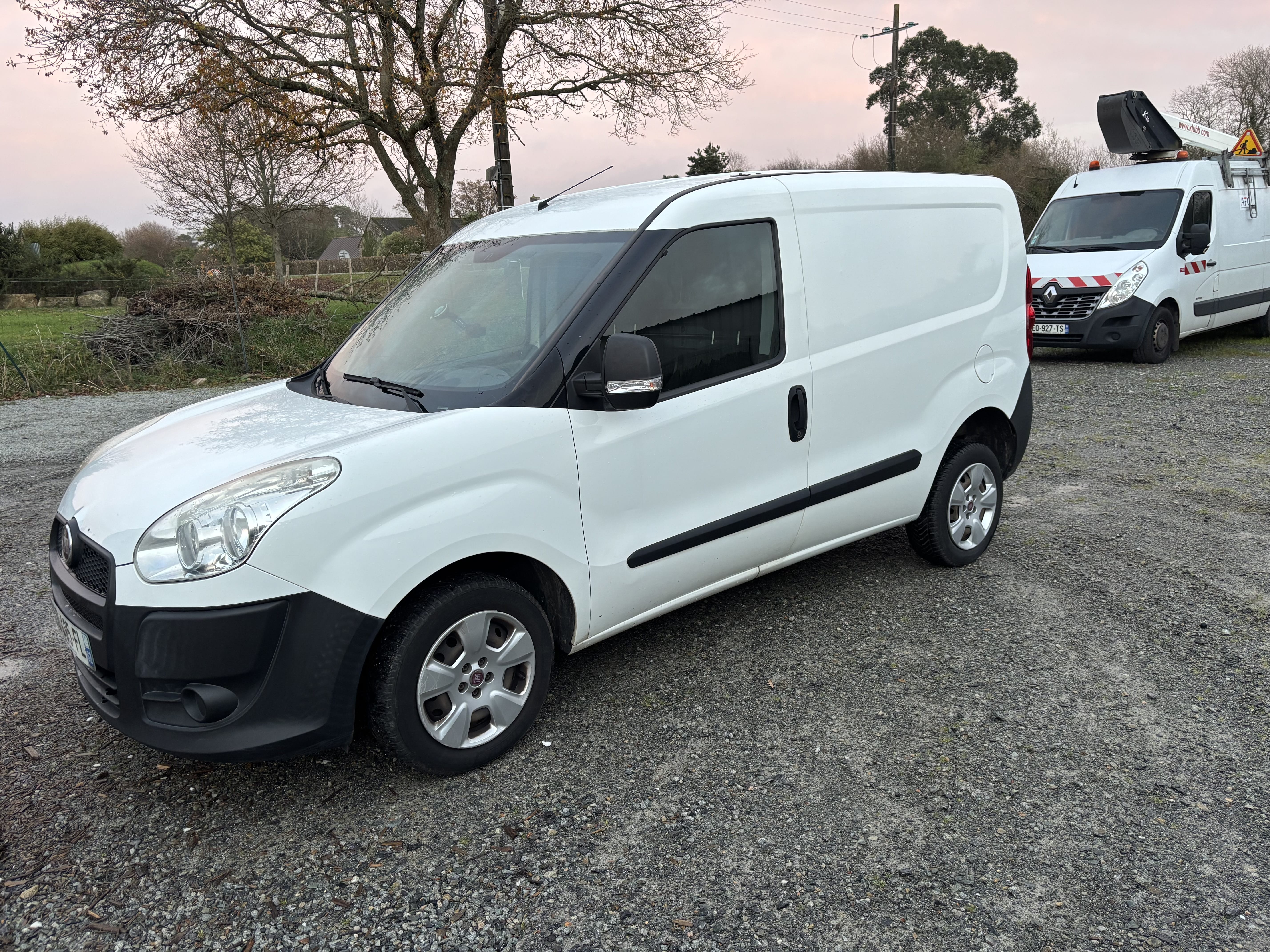 Fiat Doblo avec Attelage