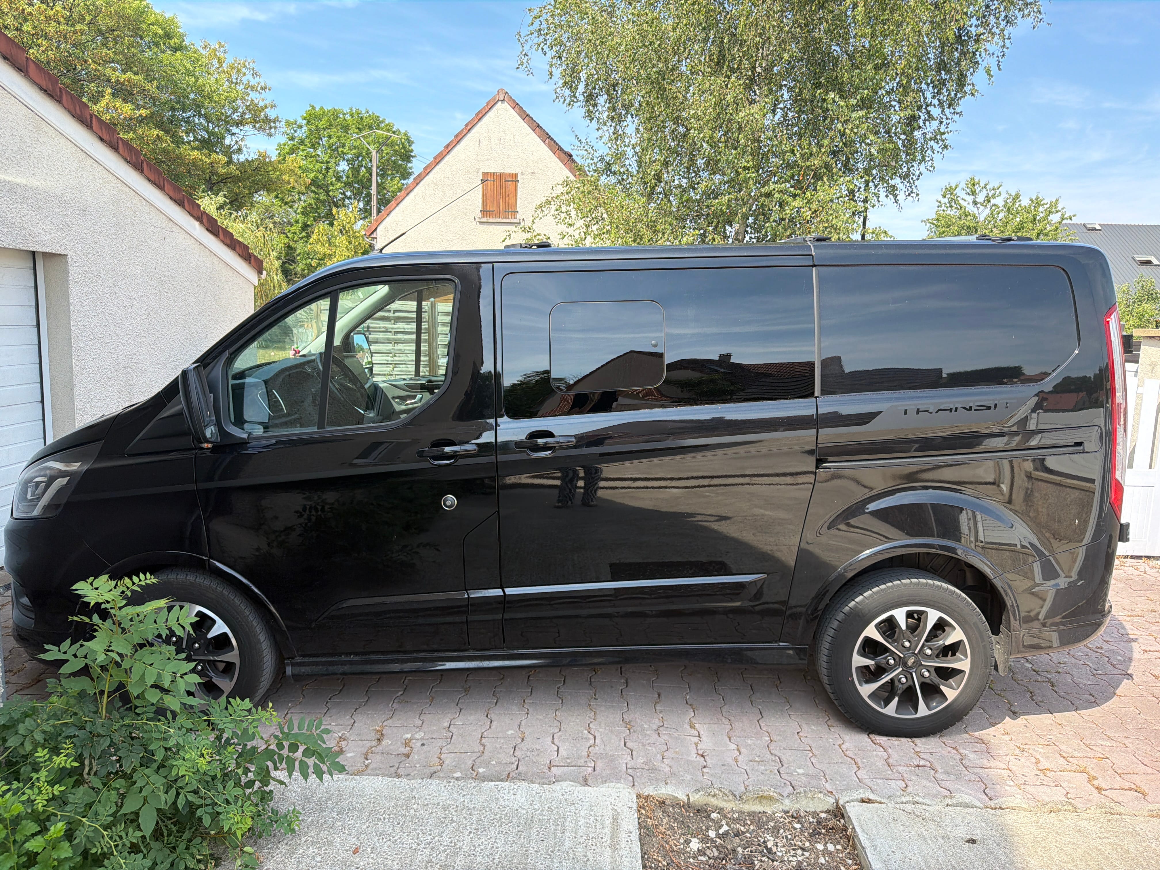 Ford Transit Custom Fourgon avec Climatisation